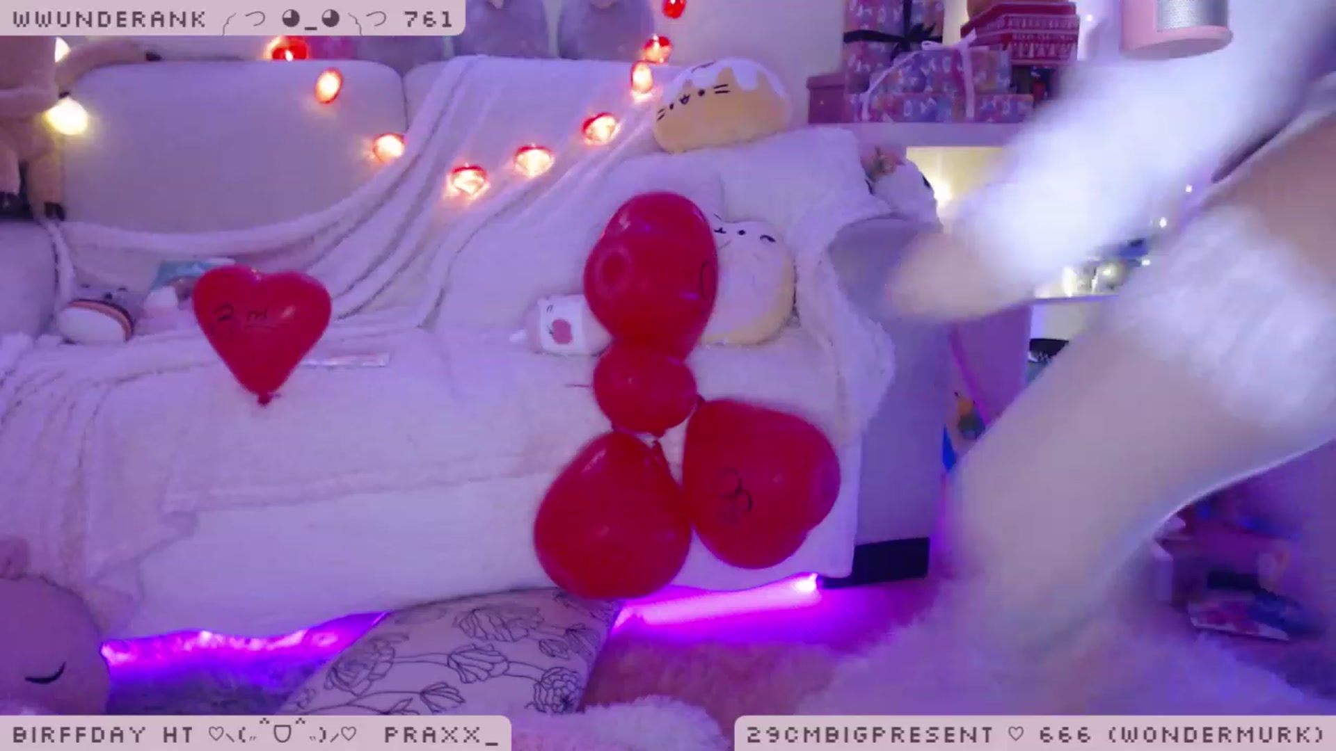 Gallery image thumbnail from BirffdayBish's myfreecams stream on, 12/04/2022, 01:29 image 11 of 20