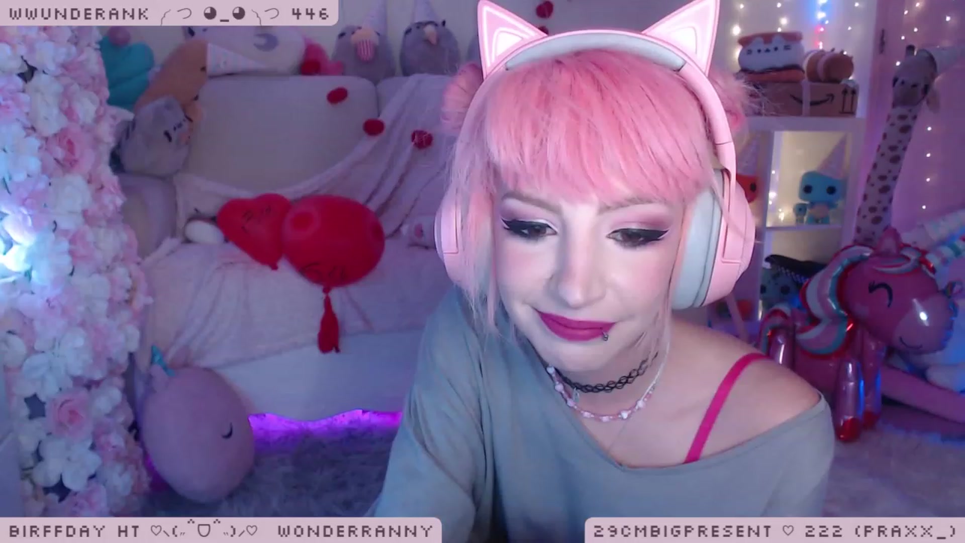 Gallery image thumbnail from BirffdayBish's myfreecams stream on, 12/07/2022, 24:05 image 14 of 20