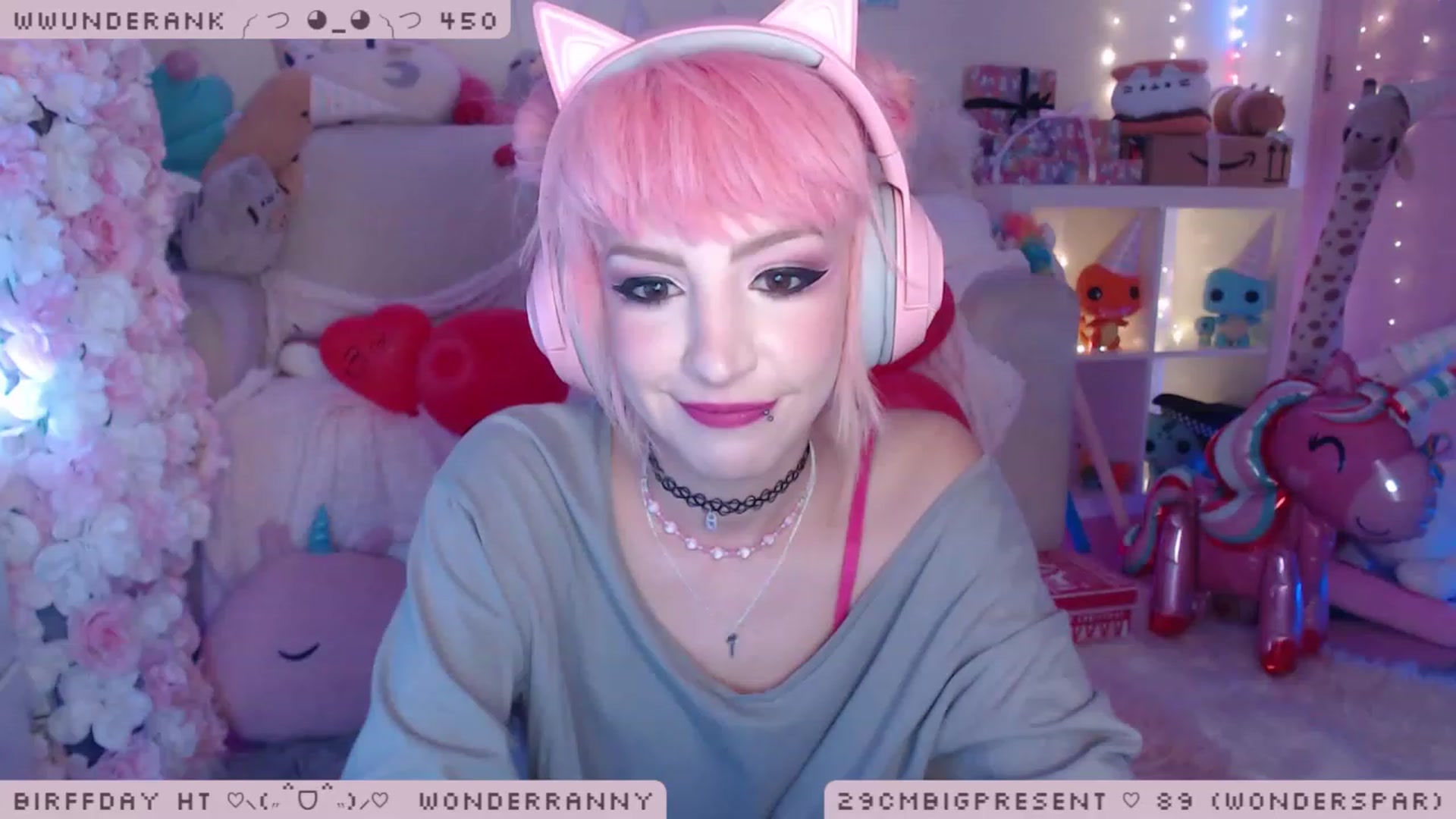 Gallery image thumbnail from BirffdayBish's myfreecams stream on, 12/07/2022, 24:05 image 4 of 20