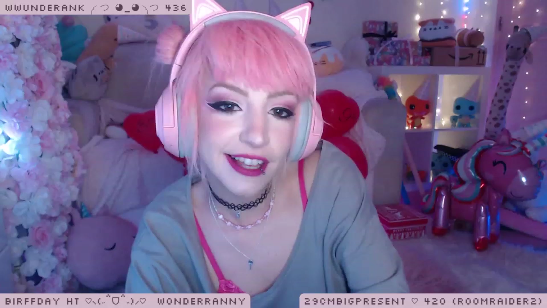 Gallery image thumbnail from BirffdayBish's myfreecams stream on, 12/07/2022, 24:05 image 19 of 20