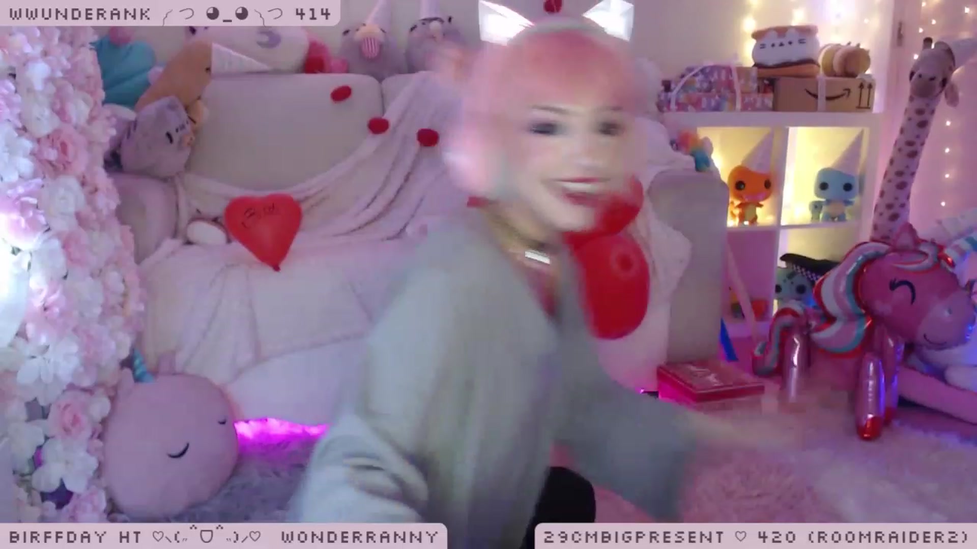 Gallery image thumbnail from BirffdayBish's myfreecams stream on, 12/07/2022, 02:54 image 17 of 20