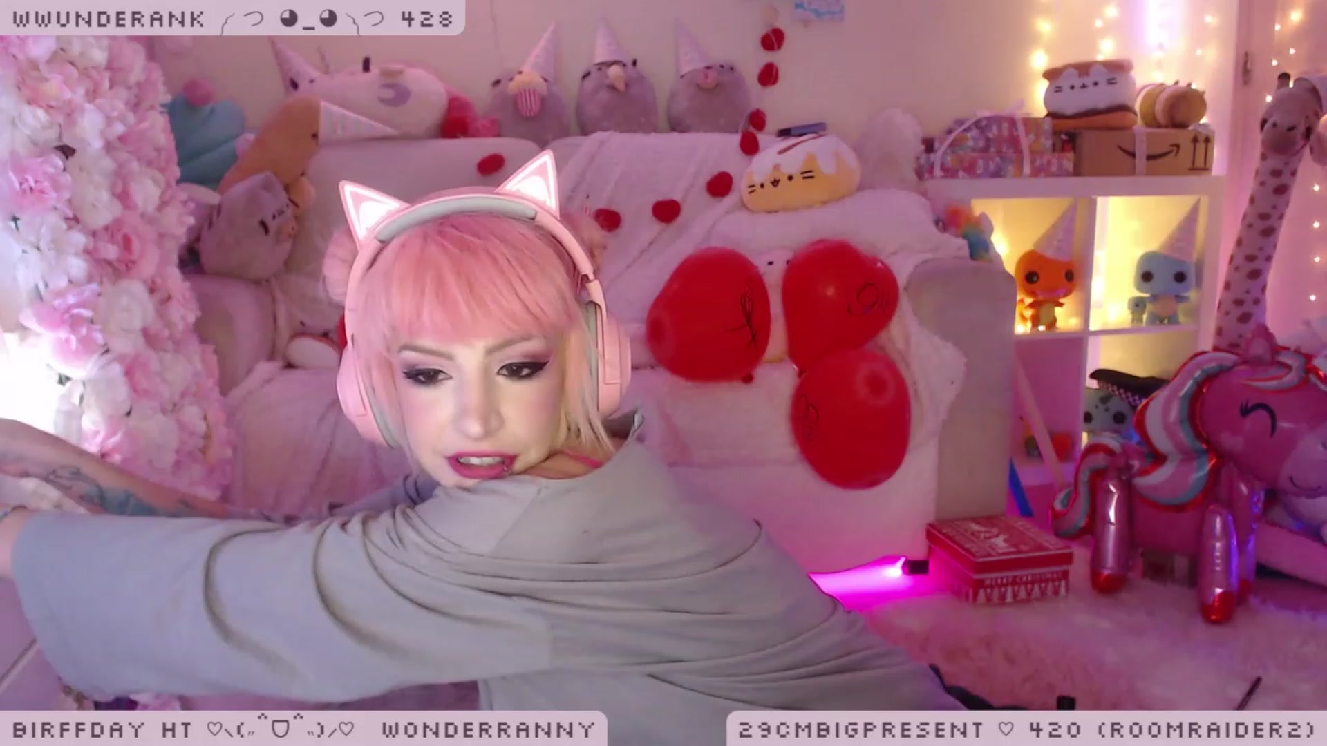 Gallery image thumbnail from BirffdayBish's myfreecams stream on, 12/07/2022, 02:54 image 13 of 20
