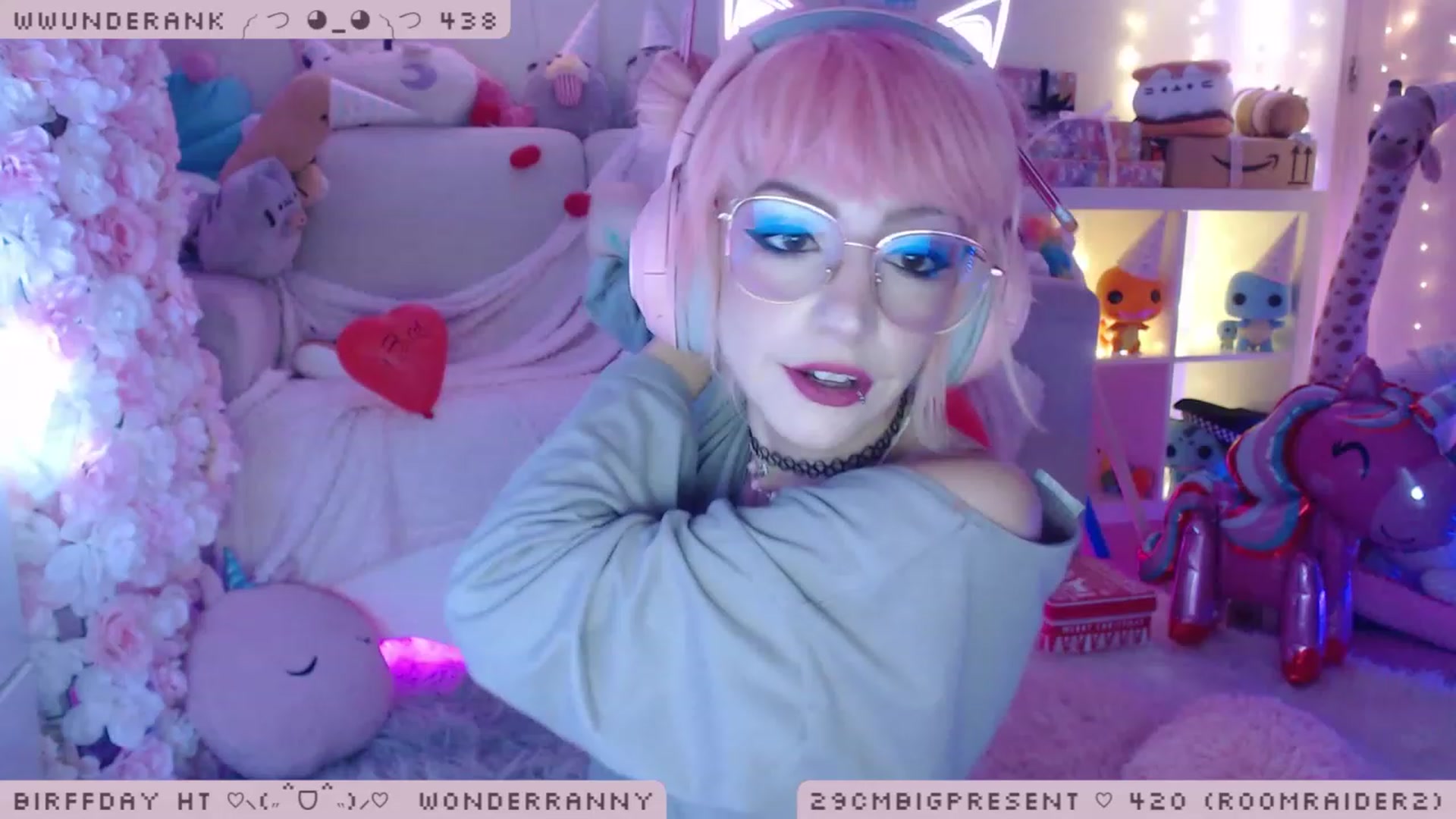 Gallery image thumbnail from BirffdayBish's myfreecams stream on, 12/07/2022, 02:54 image 6 of 20