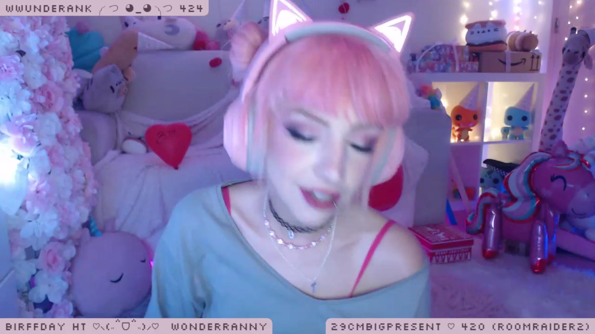 Gallery image thumbnail from BirffdayBish's myfreecams stream on, 12/07/2022, 02:54 image 16 of 20