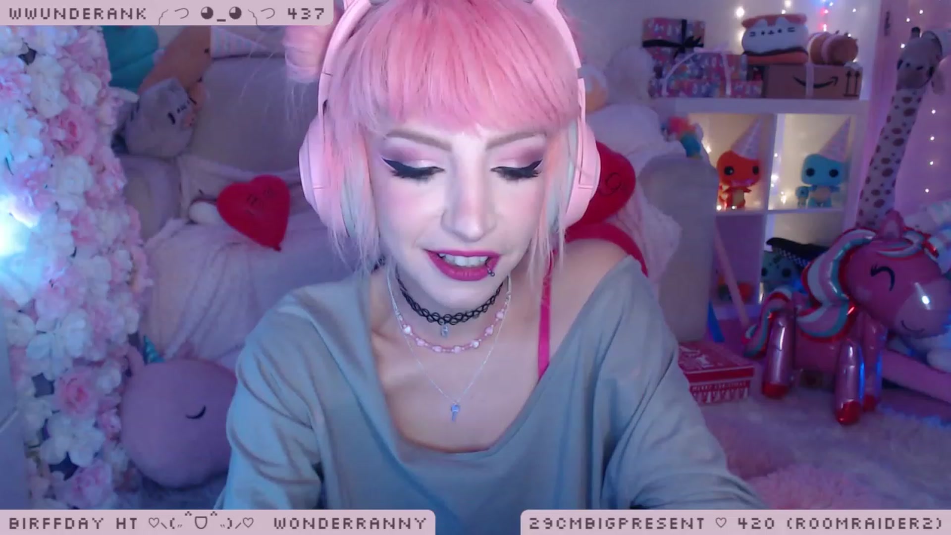 Gallery image thumbnail from BirffdayBish's myfreecams stream on, 12/07/2022, 02:54 image 2 of 20