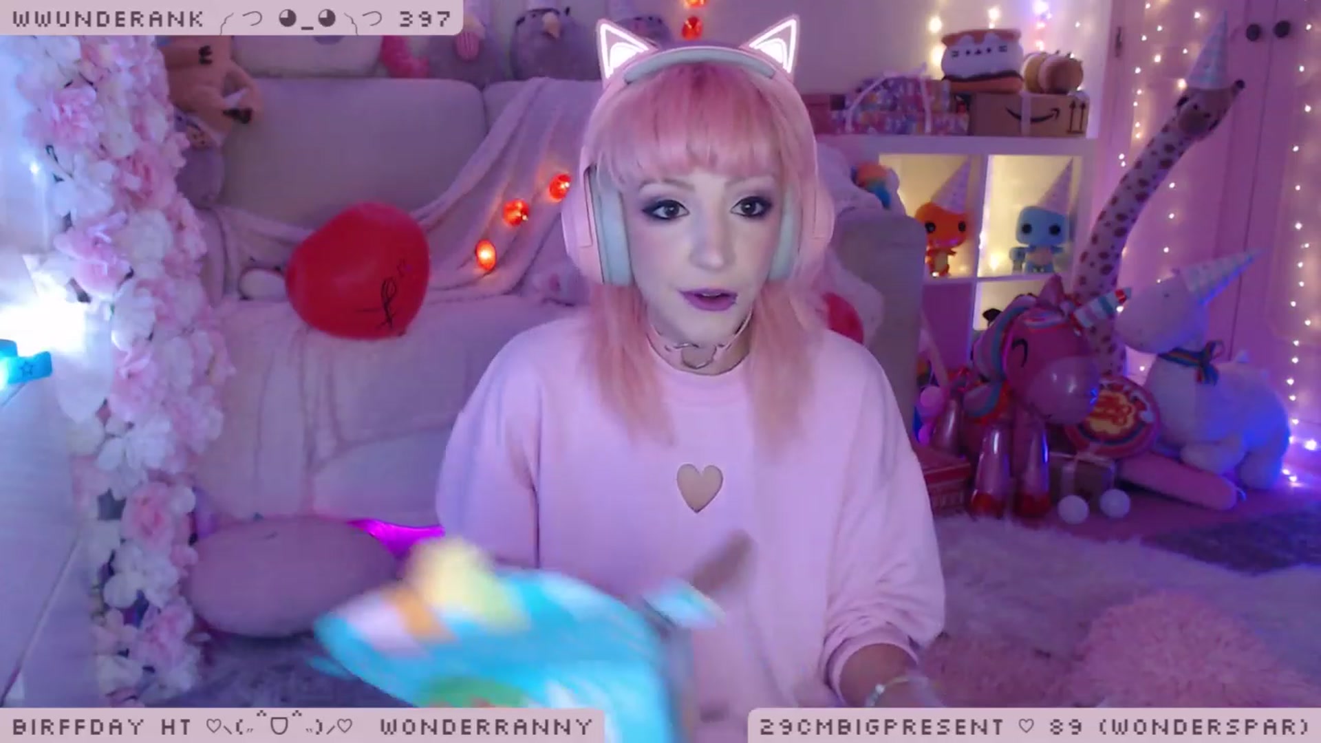 Gallery image thumbnail from BirffdayBish's myfreecams stream on, 12/07/2022, 23:27 image 13 of 20