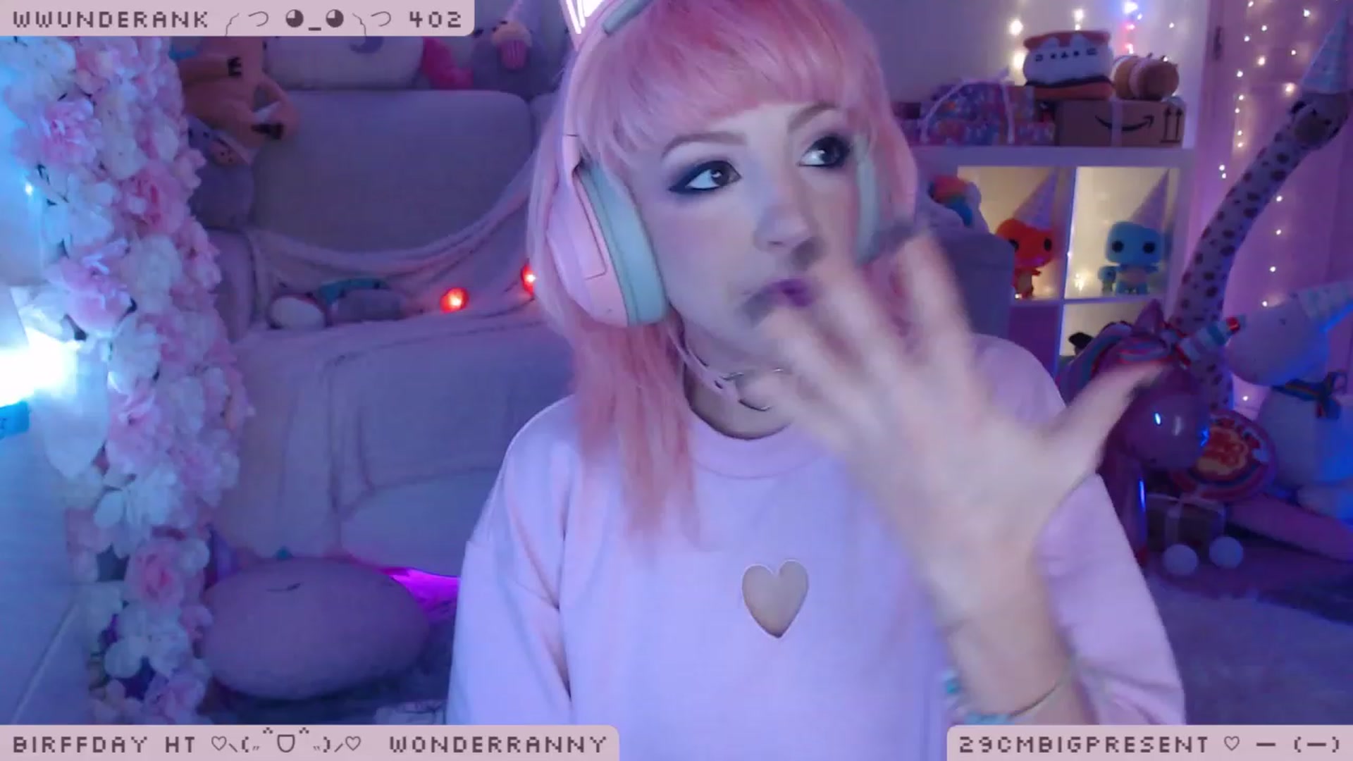 Gallery image thumbnail from BirffdayBish's myfreecams stream on, 12/07/2022, 23:27 image 5 of 20