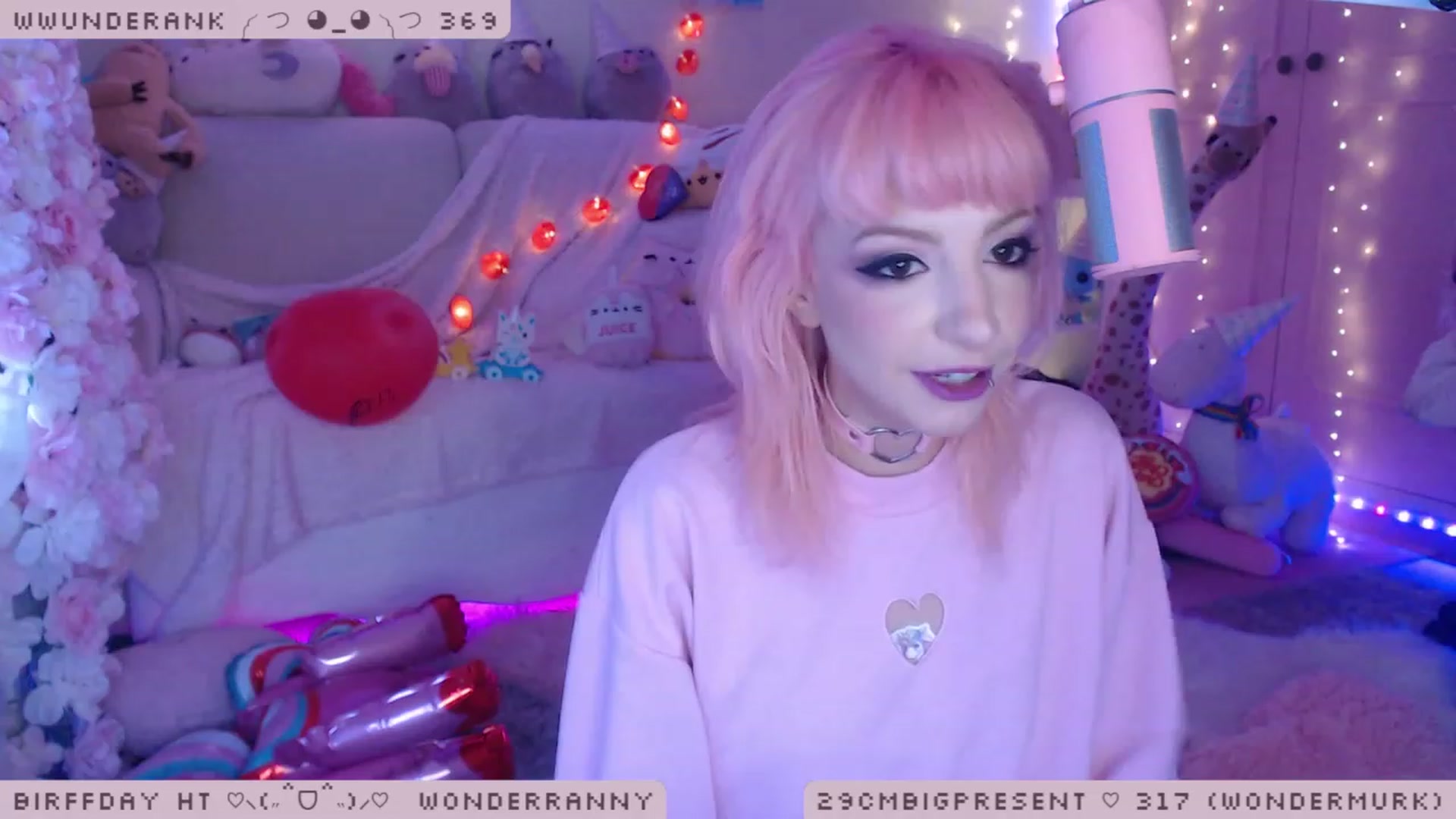 Gallery image thumbnail from BirffdayBish's myfreecams stream on, 12/08/2022, 24:21 image 16 of 20