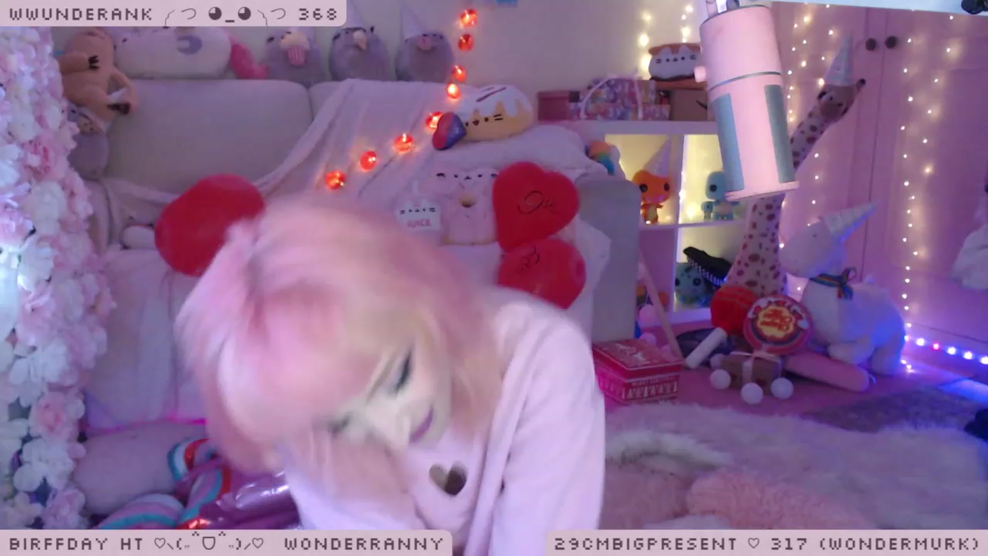 Gallery image thumbnail from BirffdayBish's myfreecams stream on, 12/08/2022, 24:21 image 10 of 20