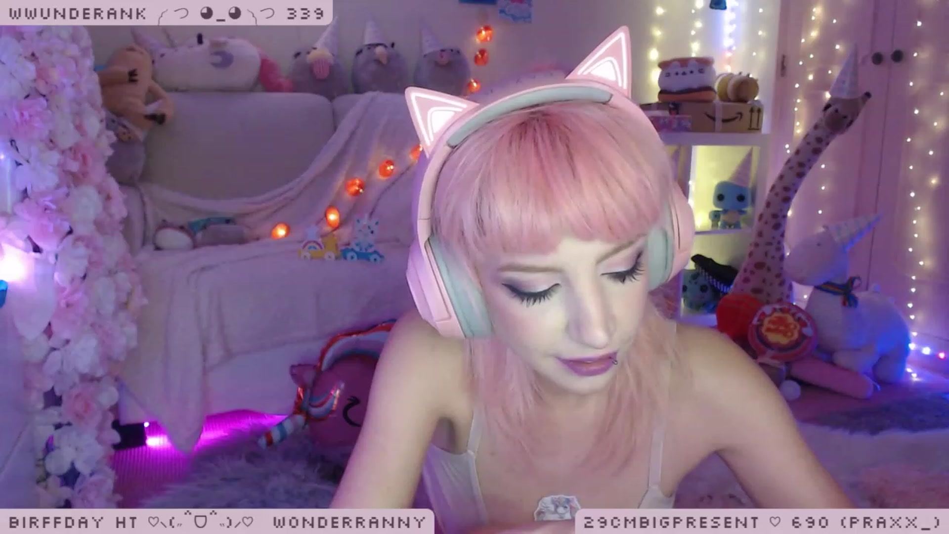 Gallery image thumbnail from BirffdayBish's myfreecams stream on, 12/08/2022, 02:21 image 12 of 20