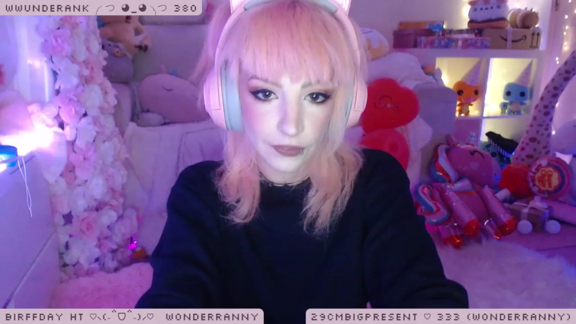 Gallery image thumbnail from BirffdayBish's myfreecams stream on, 12/08/2022, 23:42 image 1 of 20