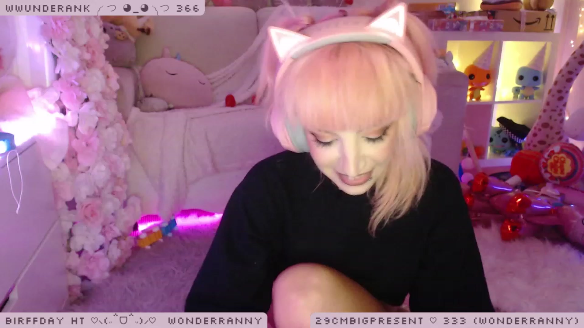 Gallery image thumbnail from BirffdayBish's myfreecams stream on, 12/08/2022, 23:42 image 13 of 20