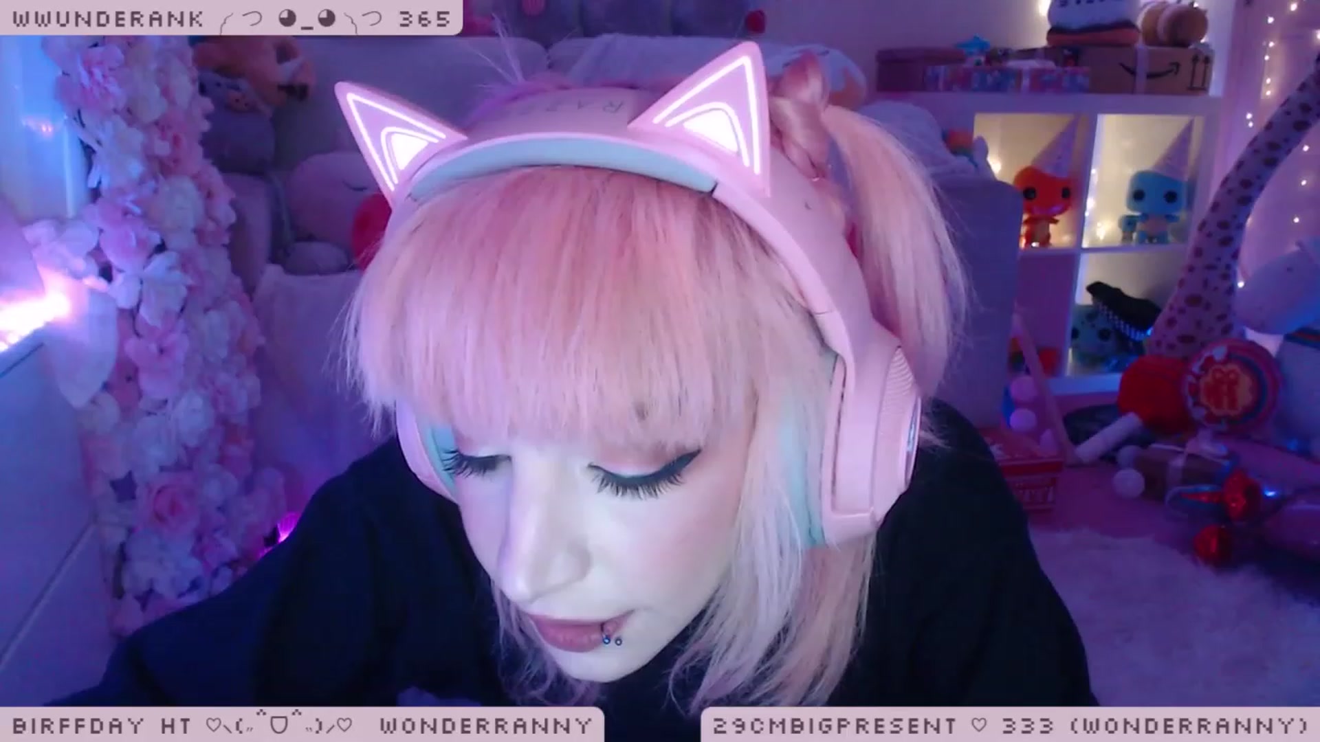 Gallery image thumbnail from BirffdayBish's myfreecams stream on, 12/08/2022, 23:42 image 20 of 20