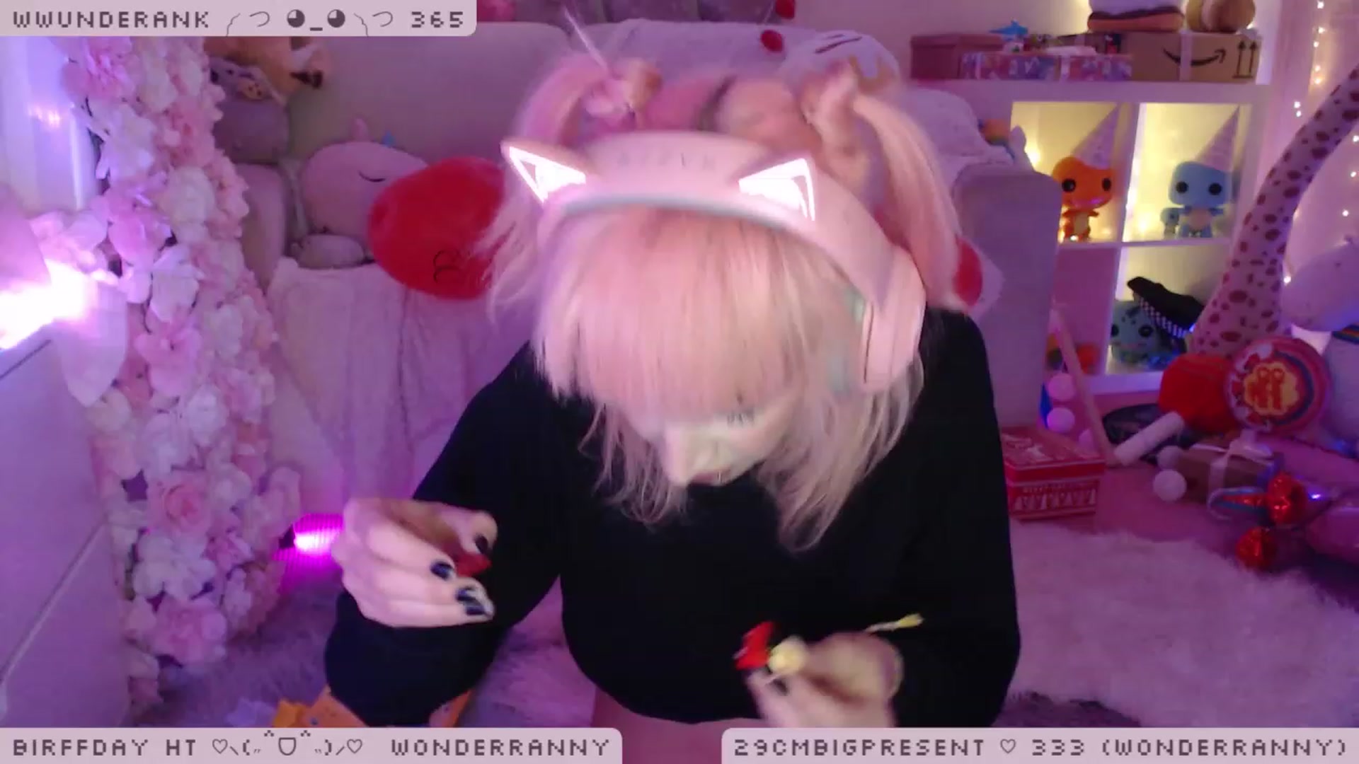 Gallery image thumbnail from BirffdayBish's myfreecams stream on, 12/09/2022, 24:05 image 20 of 20