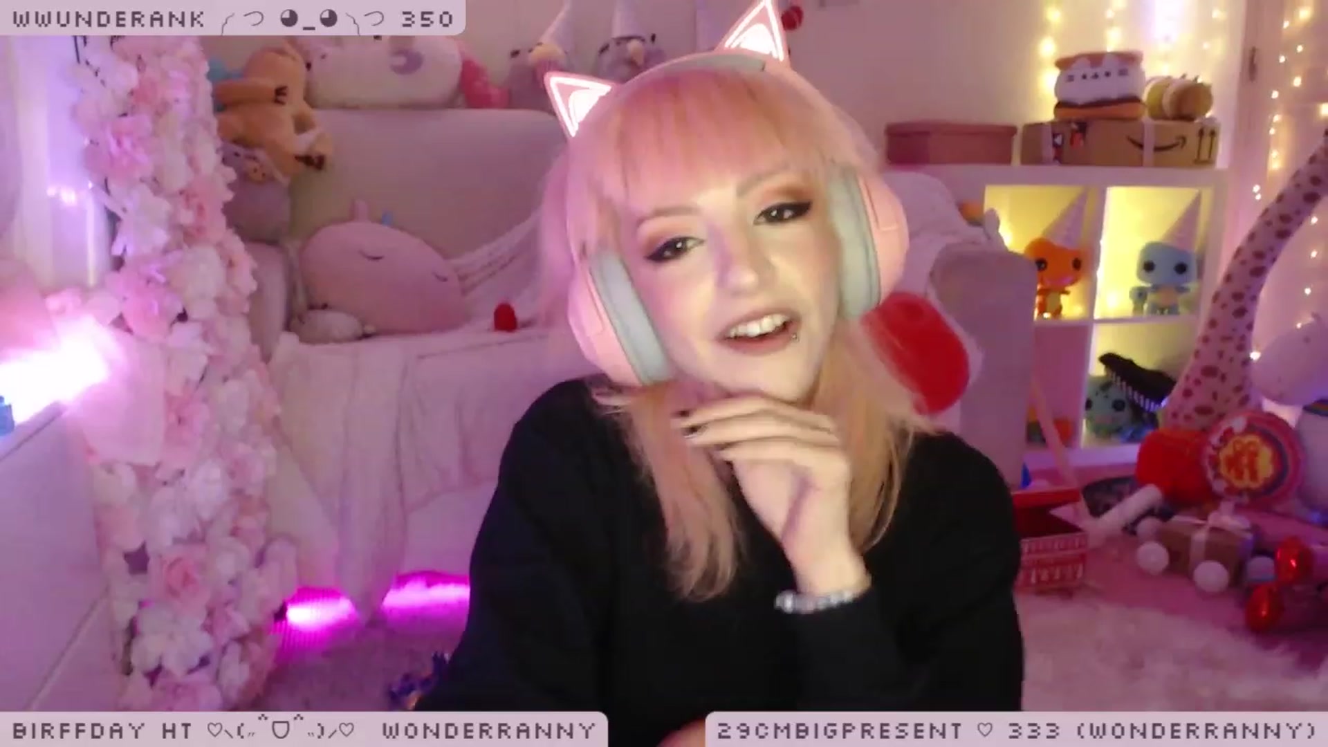 Gallery image thumbnail from BirffdayBish's myfreecams stream on, 12/09/2022, 02:37 image 14 of 20