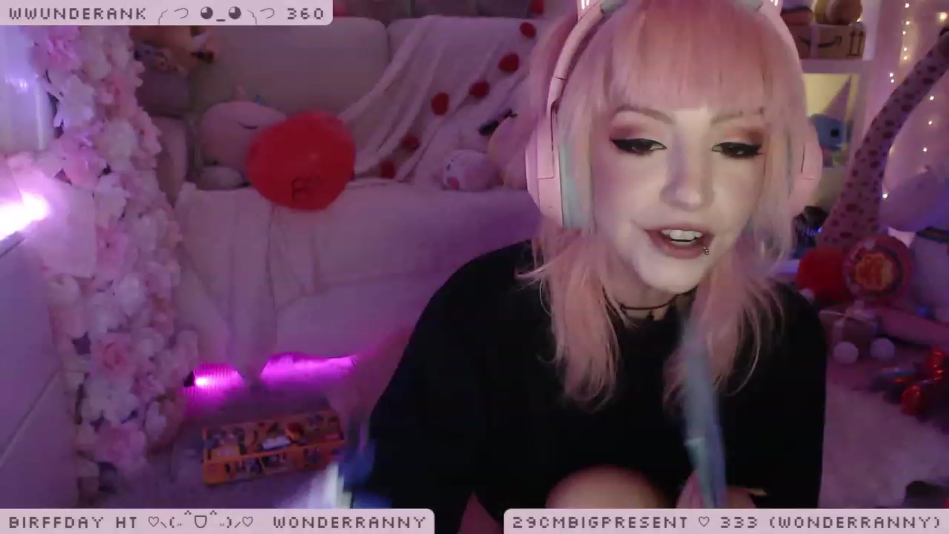 Gallery image thumbnail from BirffdayBish's myfreecams stream on, 12/09/2022, 02:37 image 8 of 20