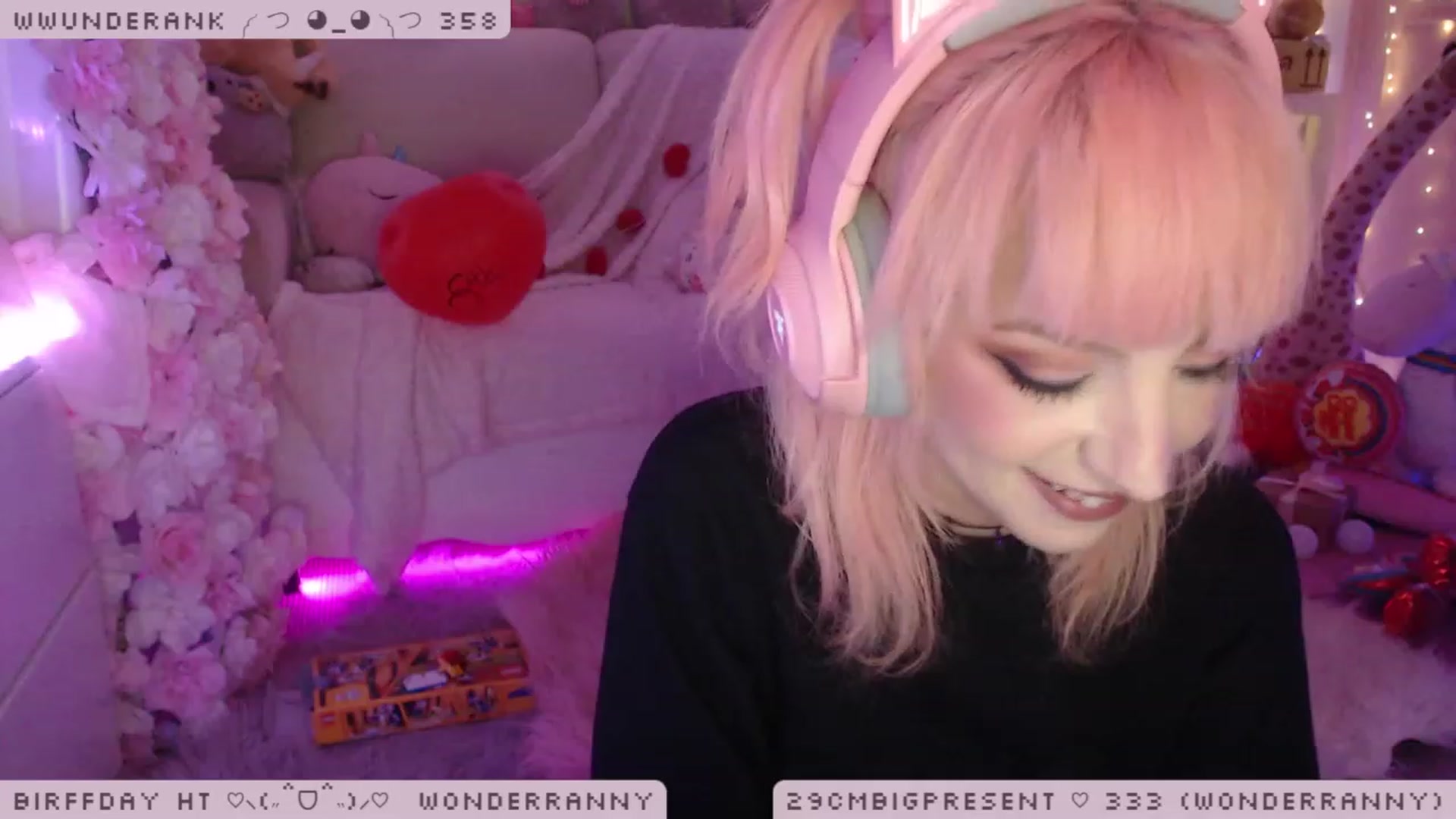 Gallery image thumbnail from BirffdayBish's myfreecams stream on, 12/09/2022, 02:37 image 9 of 20