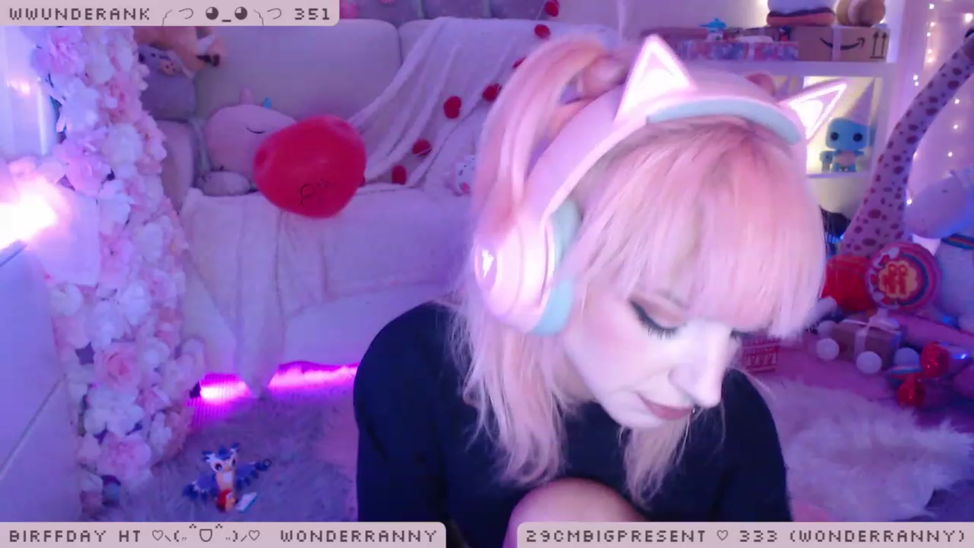 Gallery image thumbnail from BirffdayBish's myfreecams stream on, 12/09/2022, 02:37 image 11 of 20