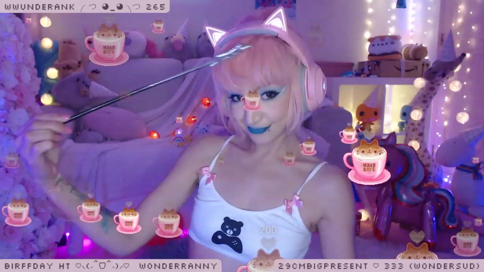 Gallery image thumbnail from BirffdayBish's myfreecams stream on, 12/10/2022, 03:36 image 11 of 20