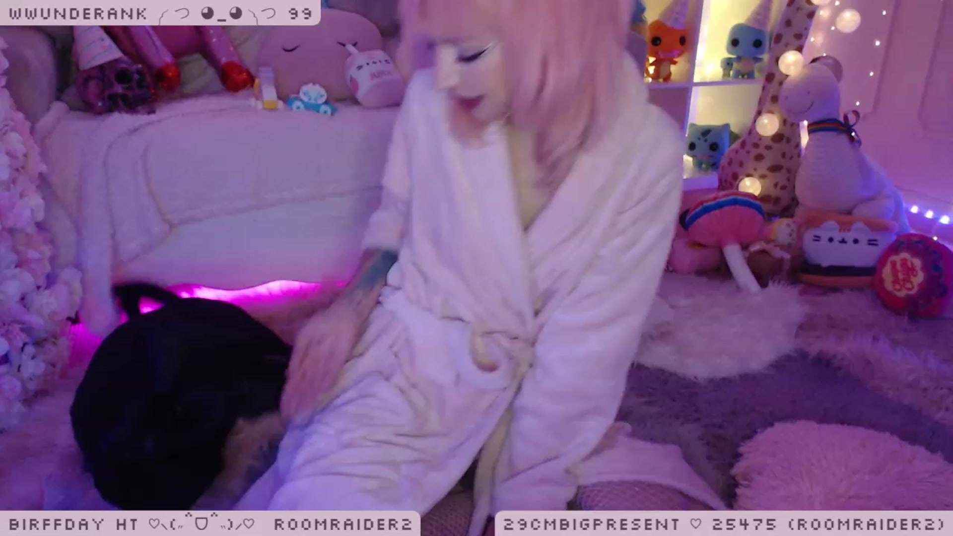 Gallery image thumbnail from BirffdayBish's myfreecams stream on, 12/11/2022, 03:14 image 9 of 20