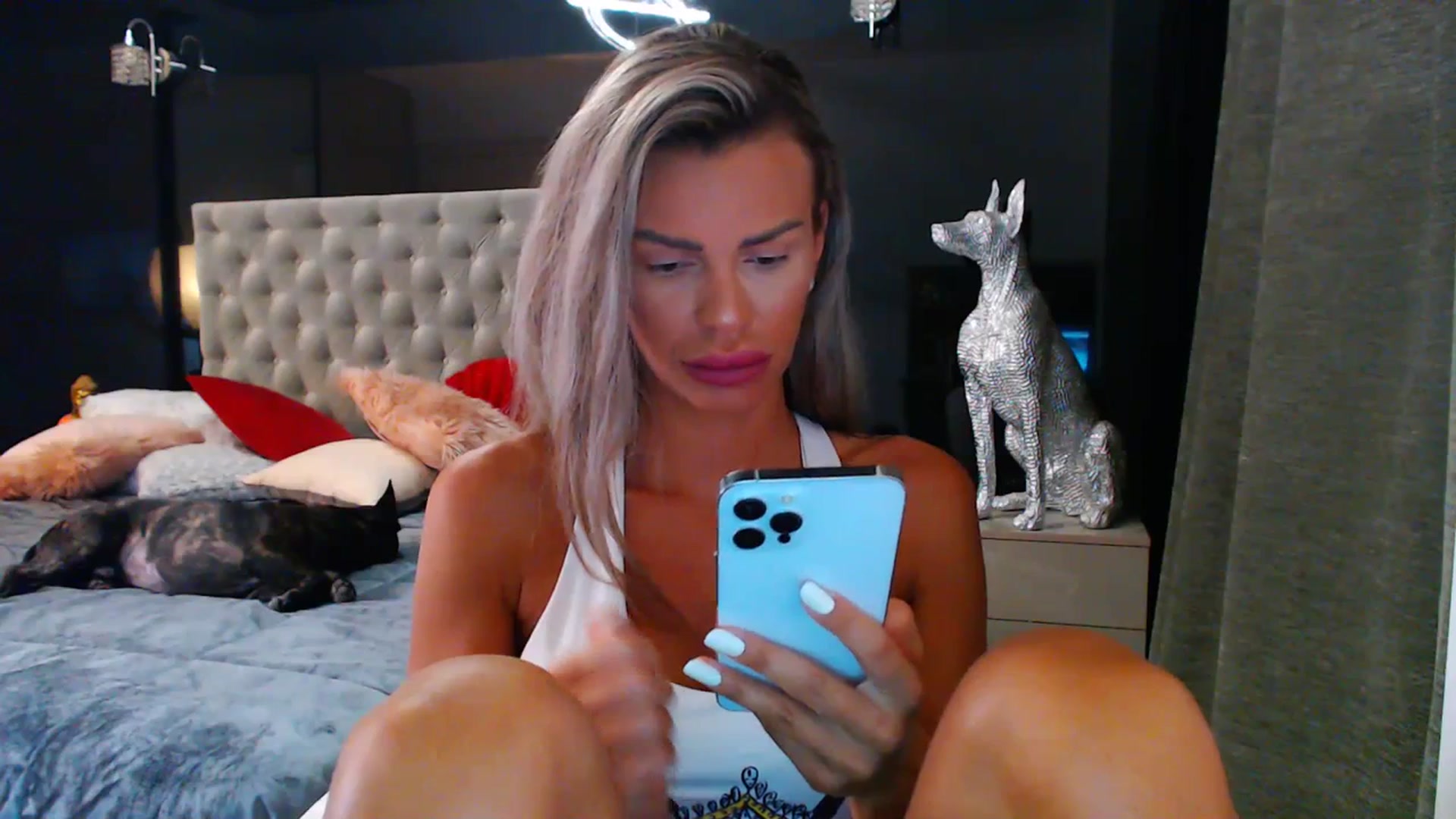 Gallery image thumbnail from BirthD_y_y's myfreecams stream on, 07/19/2023, 04:29 image 14 of 20