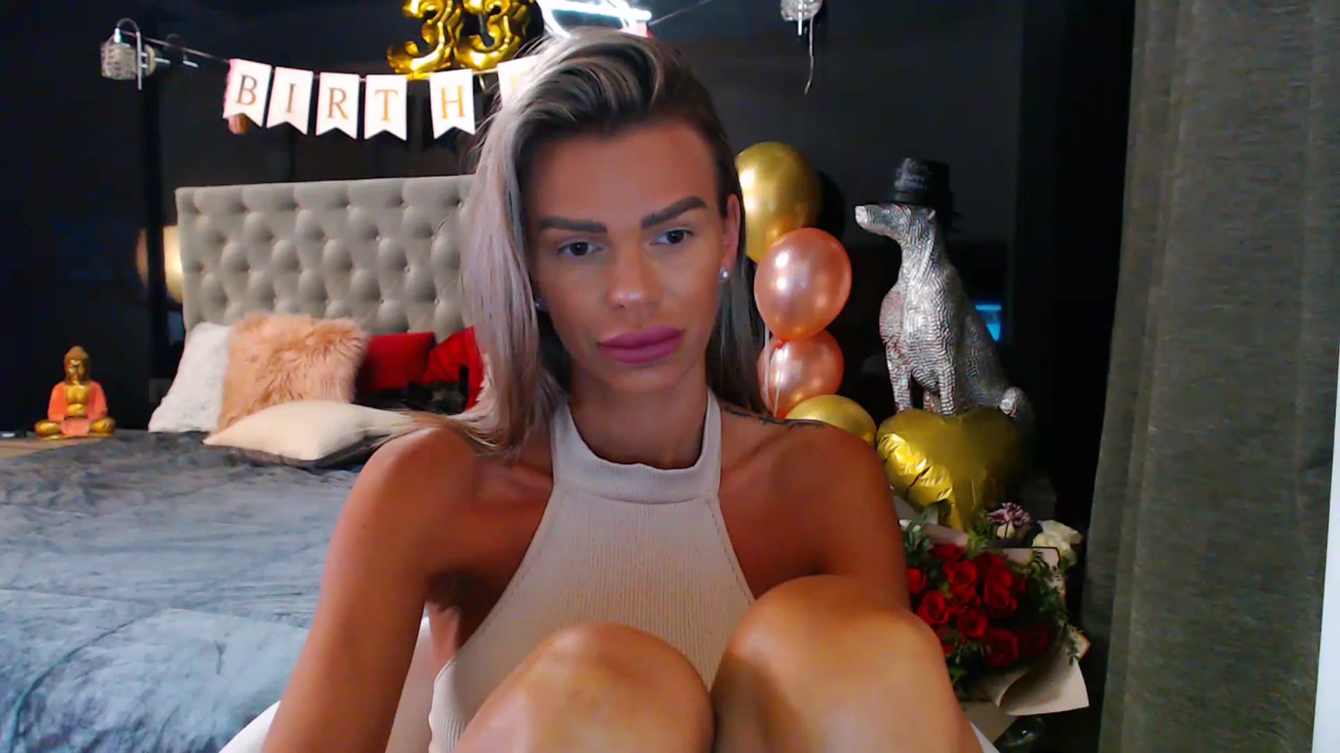 Gallery image thumbnail from BirthD_y_y's myfreecams stream on, 07/20/2023, 03:18 image 17 of 20