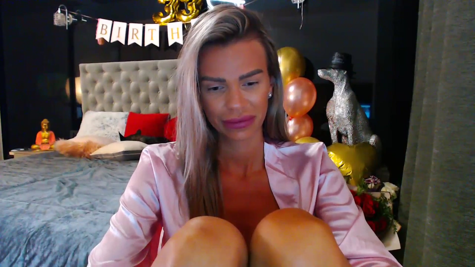 Gallery image thumbnail from BirthD_y_y's myfreecams stream on, 07/20/2023, 04:42 image 18 of 20