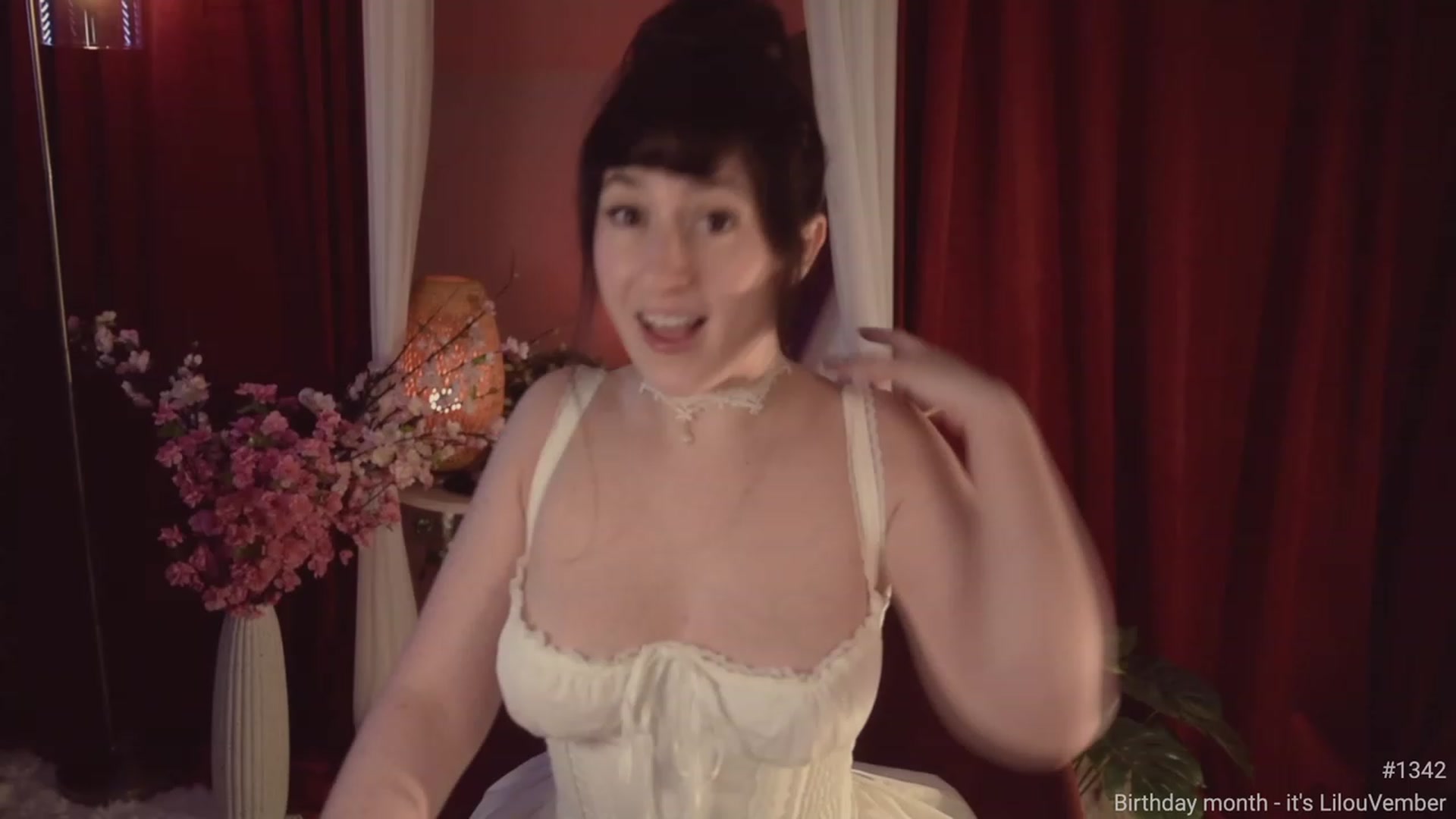 Gallery image thumbnail from BirthOfMadame's myfreecams stream on, 11/03/2023, 04:22 image 16 of 20