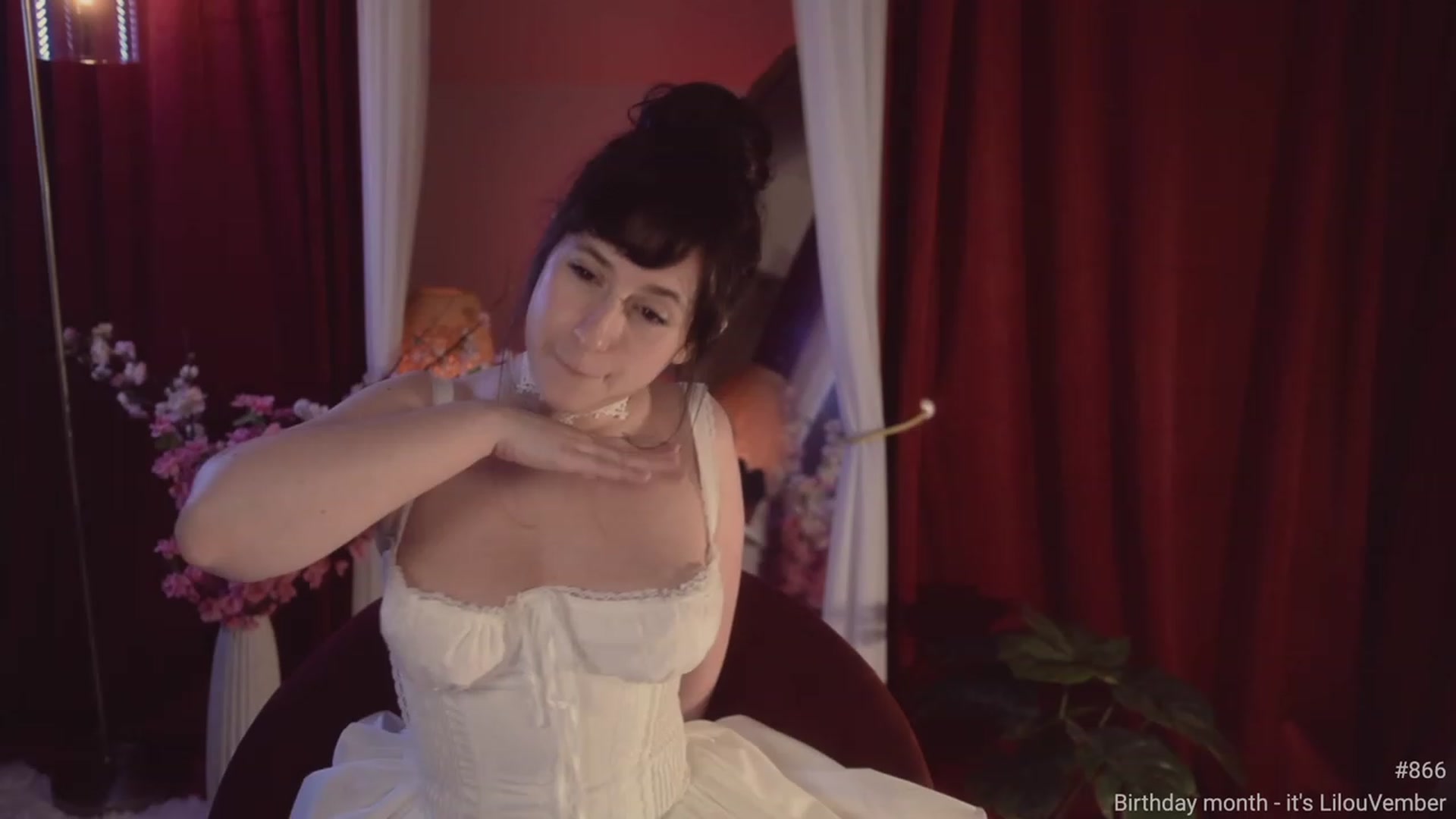 Gallery image thumbnail from BirthOfMadame's myfreecams stream on, 11/03/2023, 05:56 image 10 of 20