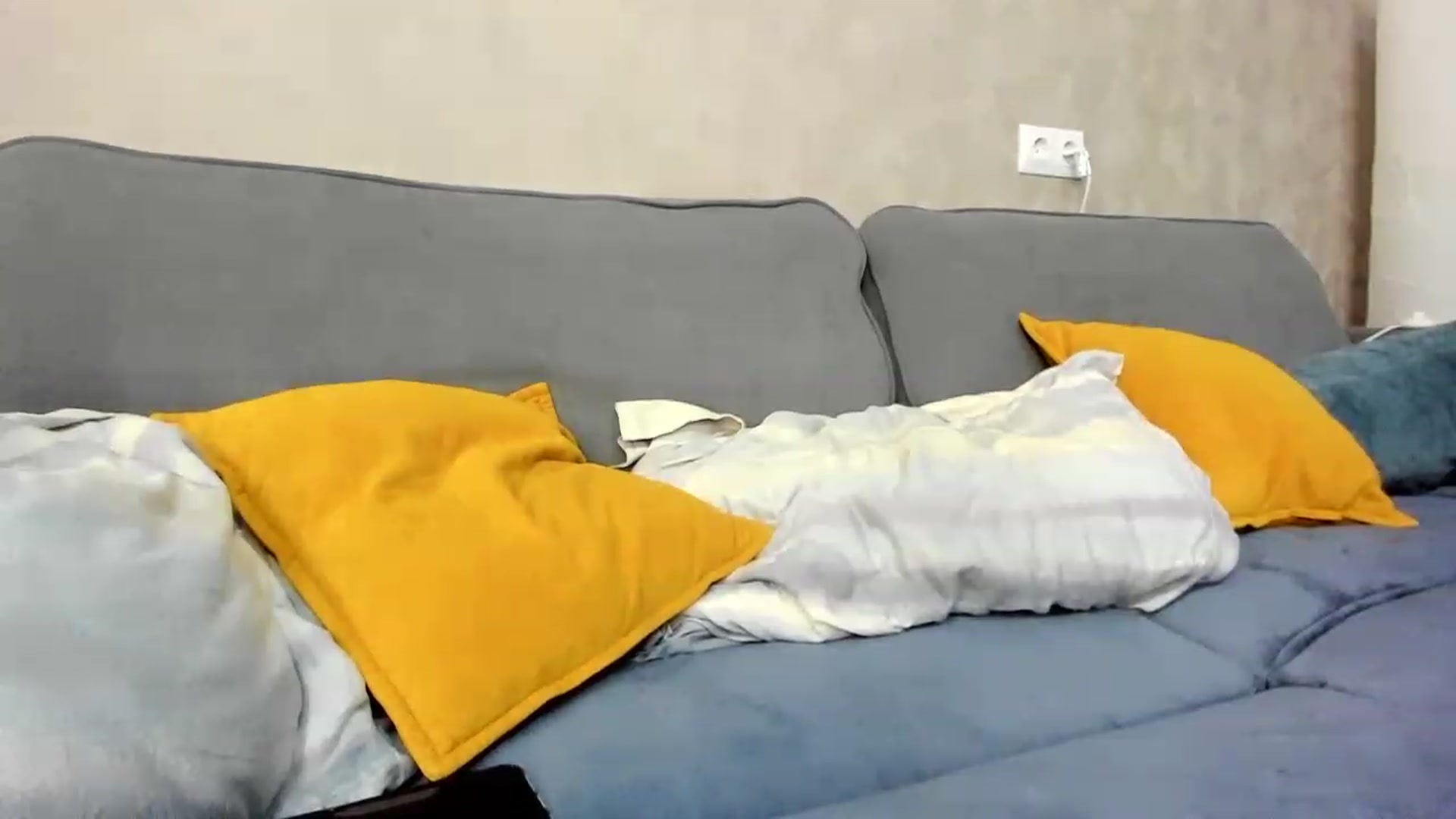 Gallery image thumbnail from BirthdaayAri's myfreecams stream on, 01/03/2024, 09:09 image 11 of 20