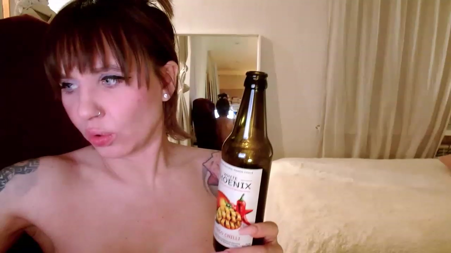 Gallery image thumbnail from BirthdayAlice's myfreecams stream on, 03/19/2023, 16:09 image 19 of 20