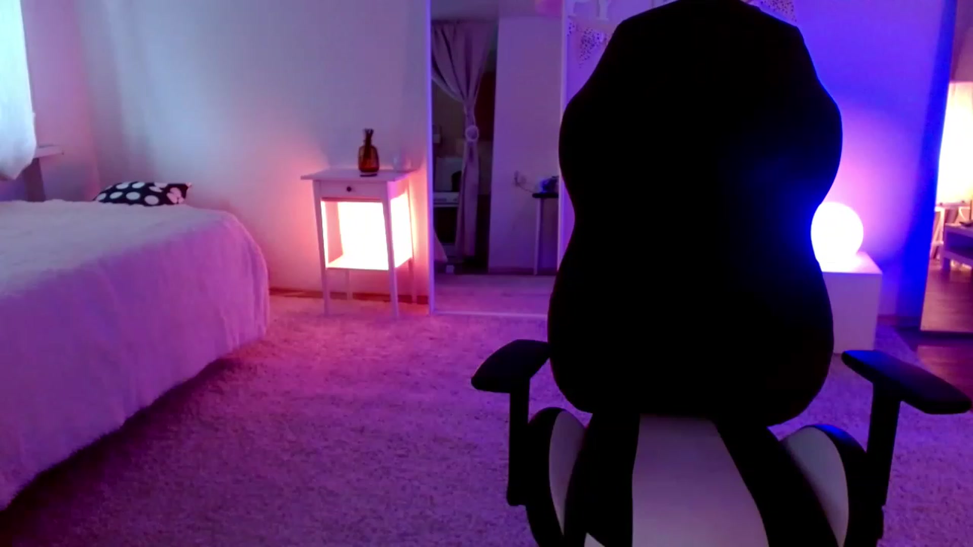 Gallery image thumbnail from BirthdayAlice's myfreecams stream on, 03/26/2023, 12:21 image 20 of 20