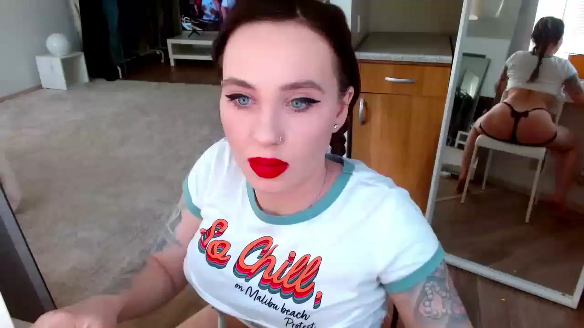 Gallery image thumbnail from BirthdayAlice's myfreecams stream on, 04/01/2023, 11:16 image 6 of 20