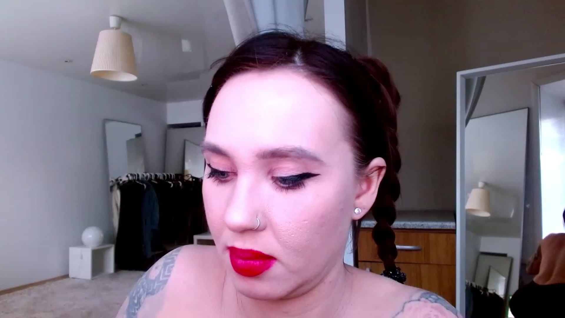 Gallery image thumbnail from BirthdayAlice's myfreecams stream on, 04/01/2023, 12:25 image 13 of 20