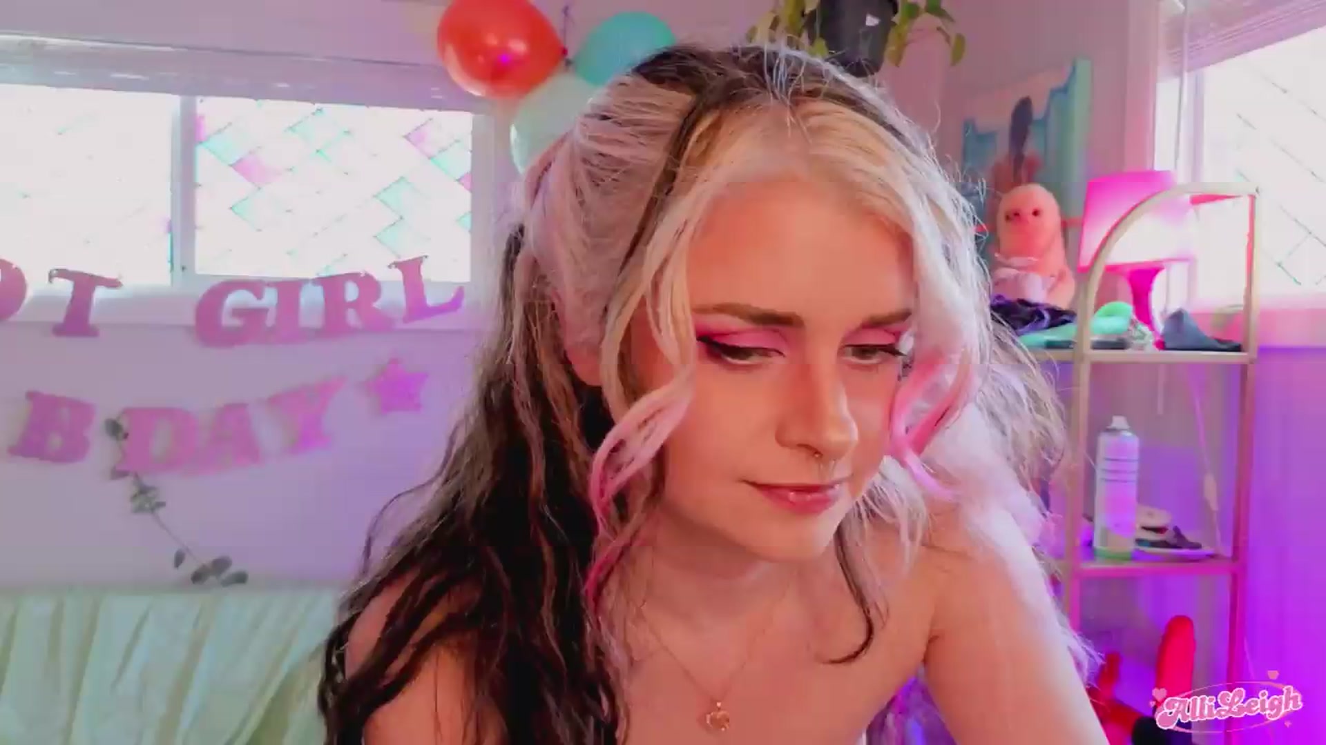 Gallery image thumbnail from BirthdayAlli's myfreecams stream on, 07/17/2026, 20:36 image 6 of 20