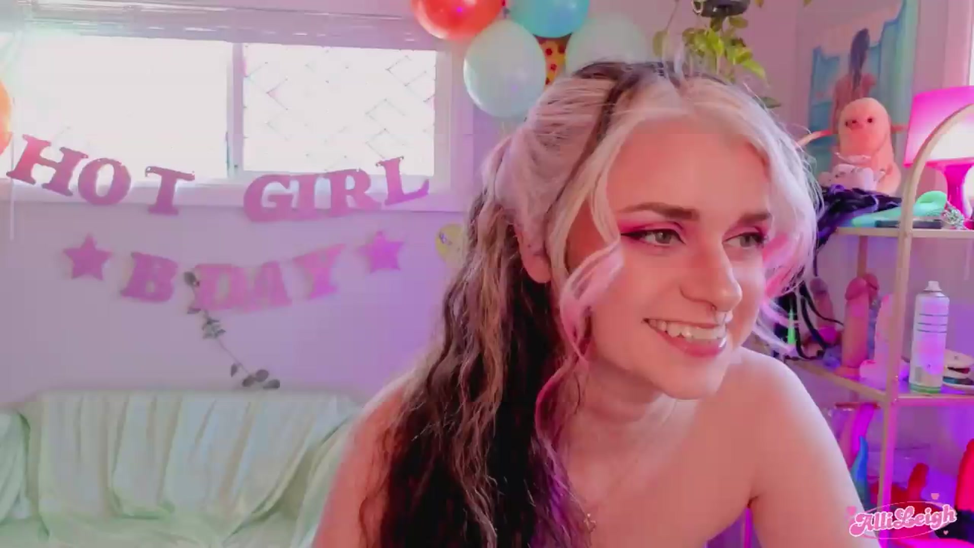 Gallery image thumbnail from BirthdayAlli's myfreecams stream on, 07/17/2026, 20:36 image 2 of 20