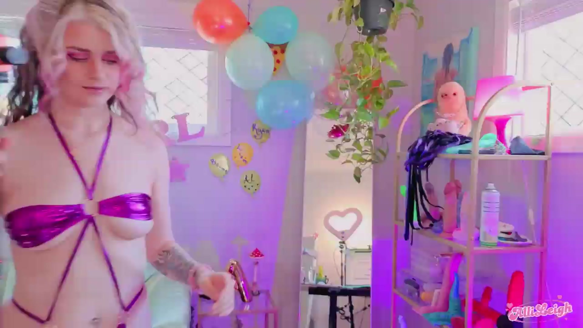 Gallery image thumbnail from BirthdayAlli's myfreecams stream on, 07/17/2026, 20:36 image 12 of 20