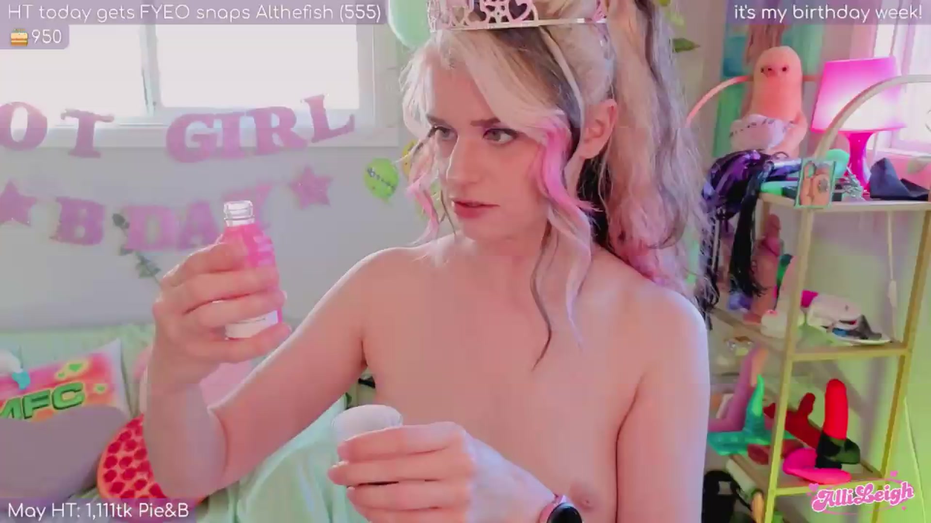 Gallery image thumbnail from BirthdayAlli's myfreecams stream on, 07/19/2026, 01:43 image 8 of 20