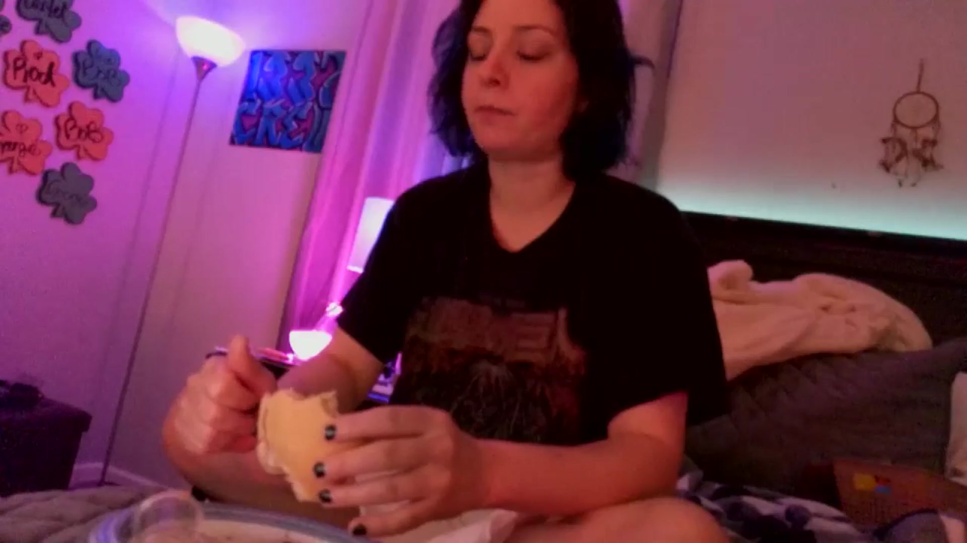 Gallery image thumbnail from BirthdayBEACH's myfreecams stream on, 04/04/2025, 06:13 image 10 of 20