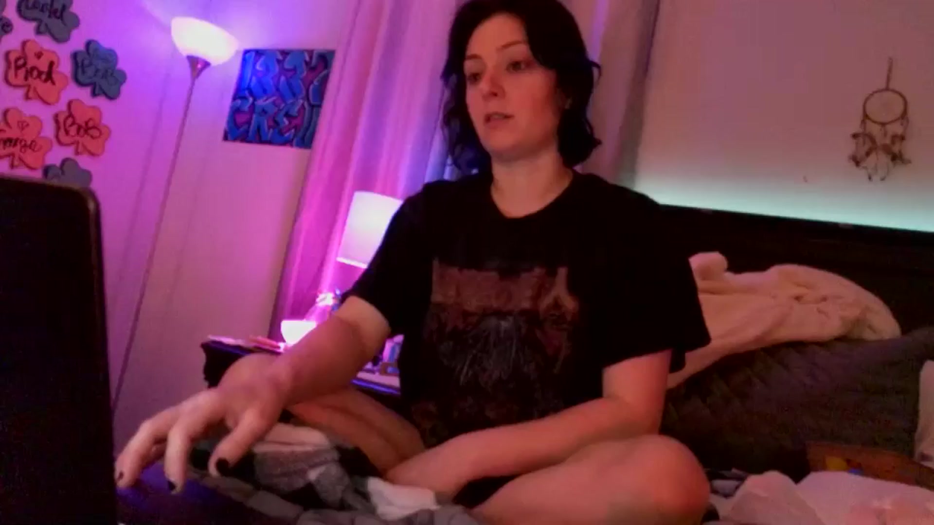 Gallery image thumbnail from BirthdayBEACH's myfreecams stream on, 04/04/2025, 06:13 image 1 of 20