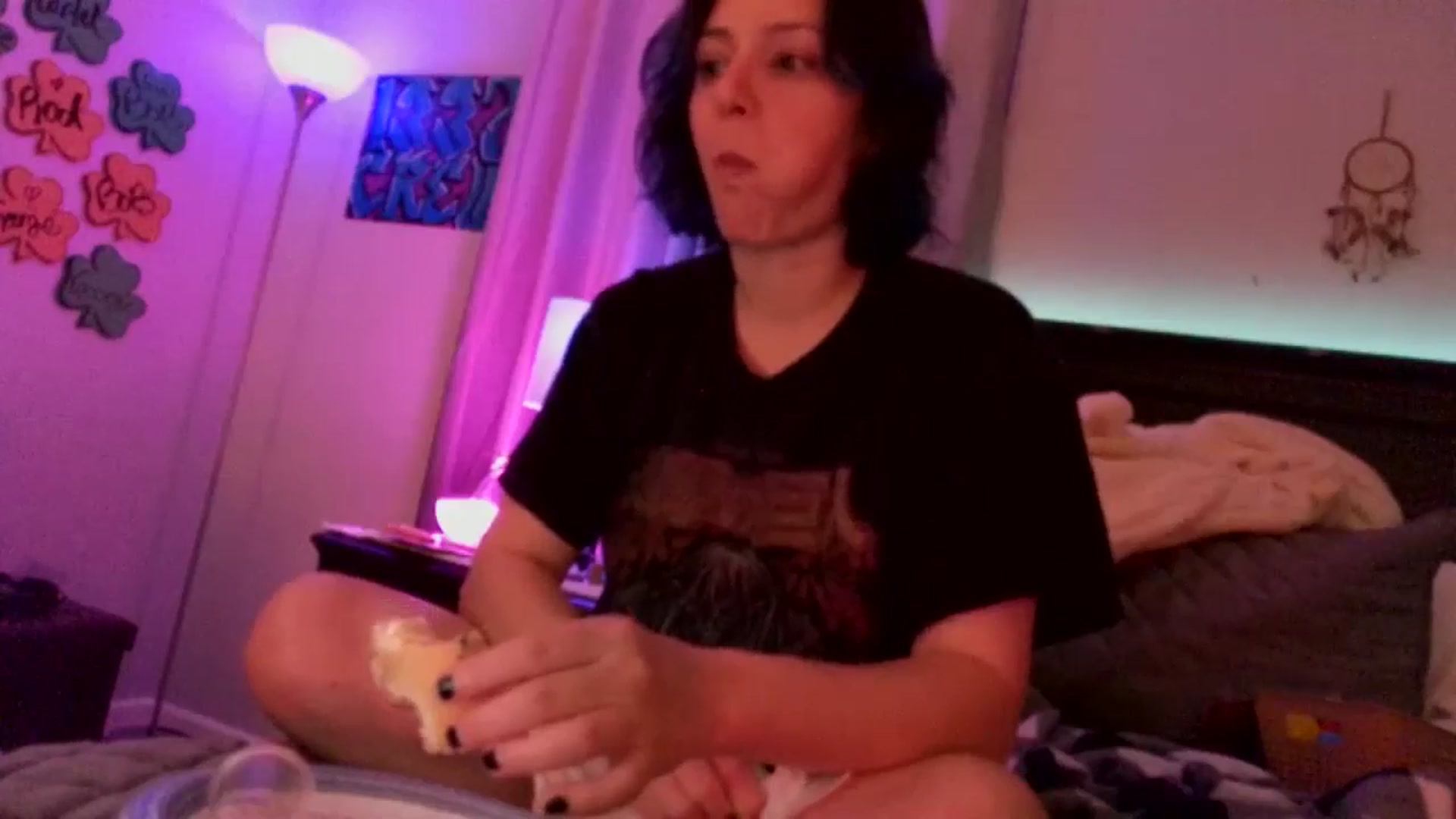 Gallery image thumbnail from BirthdayBEACH's myfreecams stream on, 04/04/2025, 06:13 image 12 of 20