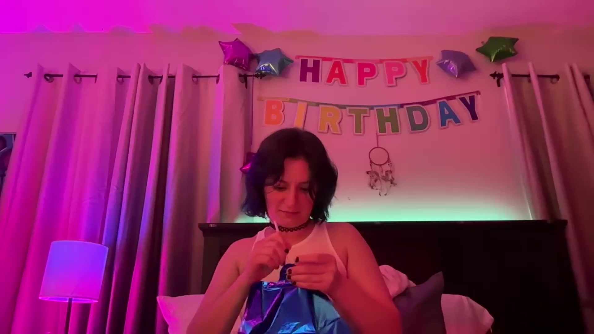 Gallery image thumbnail from BirthdayBEACH's myfreecams stream on, 04/05/2025, 07:04 image 11 of 20