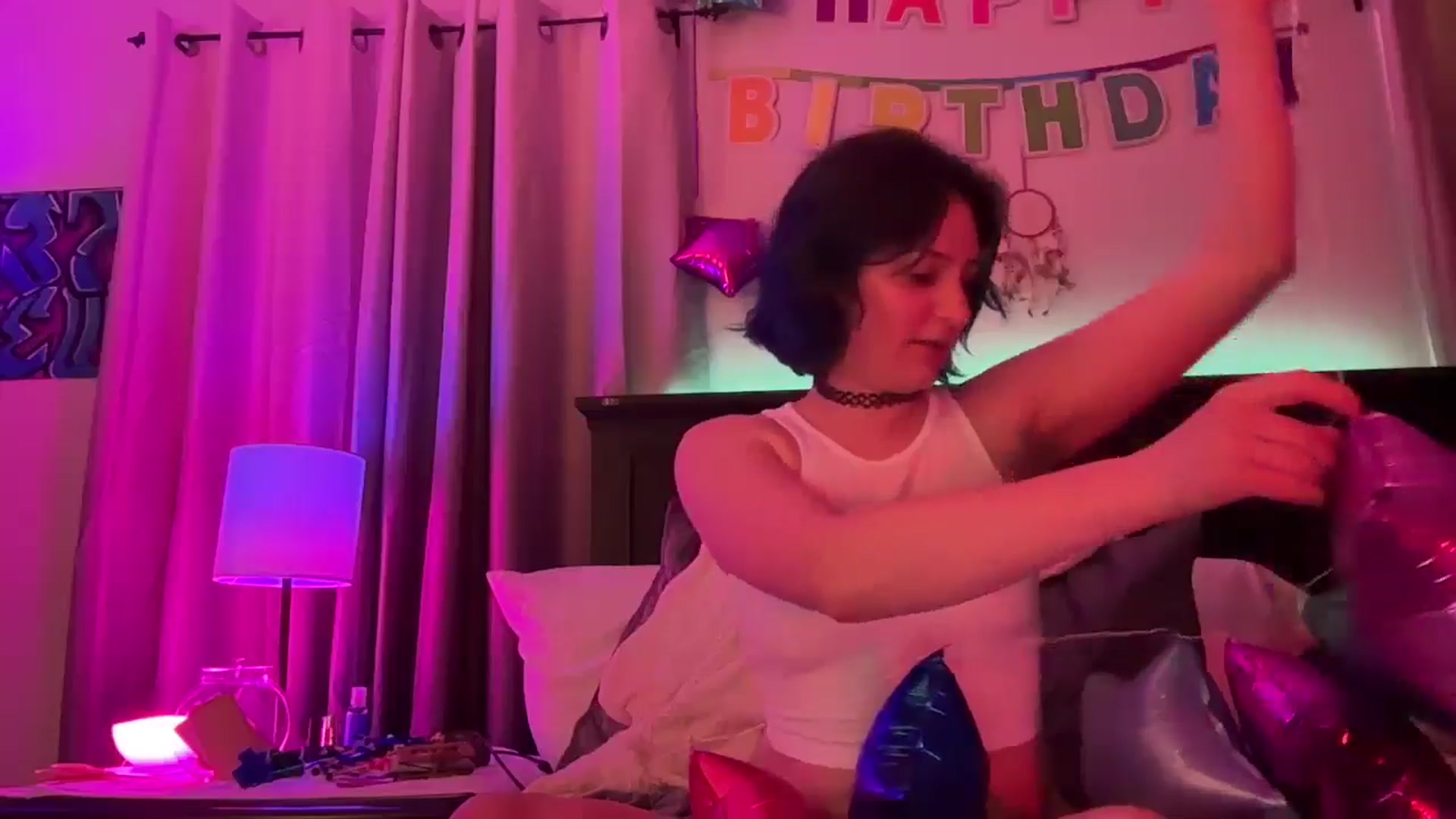 Gallery image thumbnail from BirthdayBEACH's myfreecams stream on, 04/05/2025, 07:04 image 17 of 20