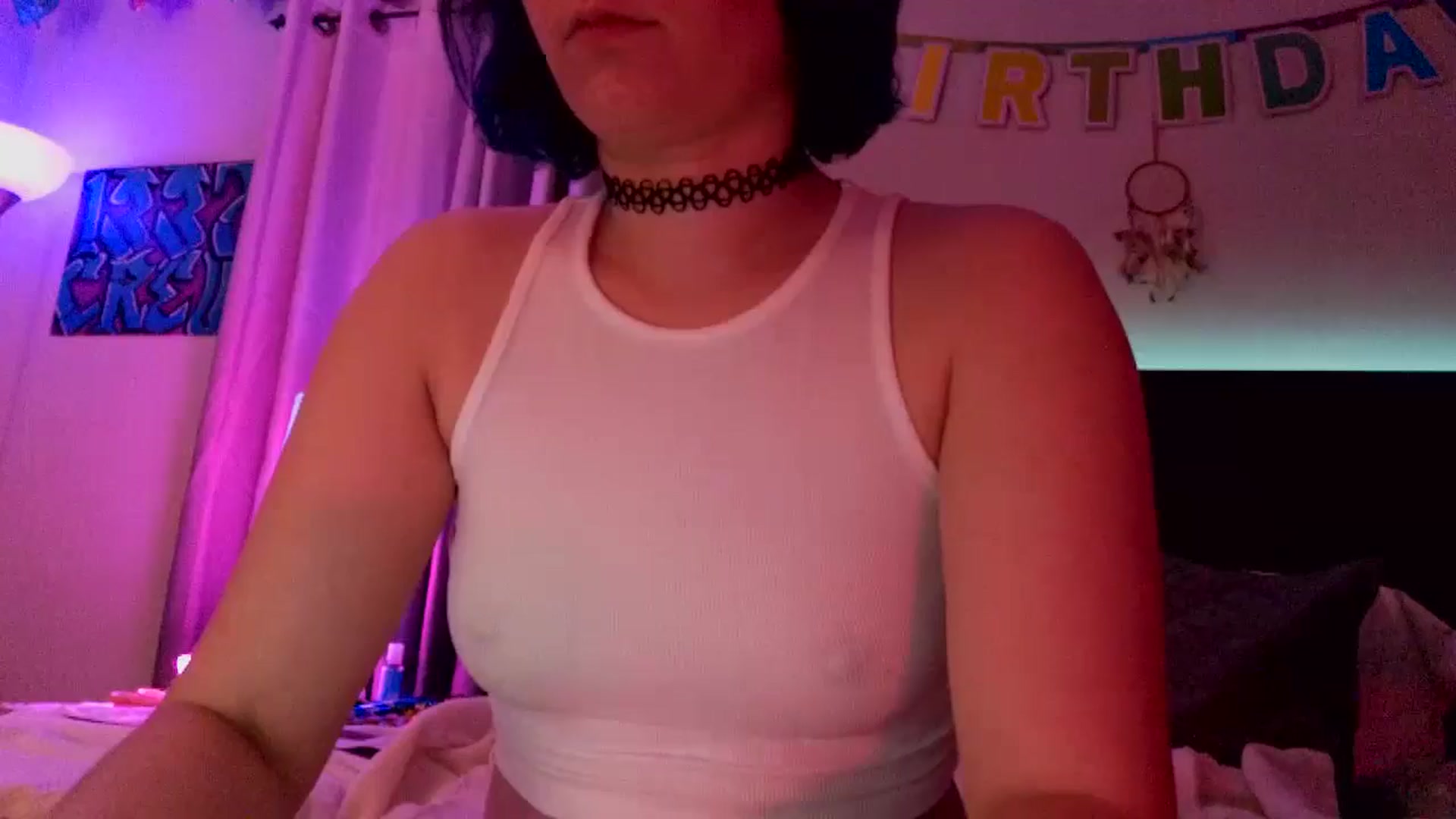 Gallery image thumbnail from BirthdayBEACH's myfreecams stream on, 04/05/2025, 07:34 image 9 of 20