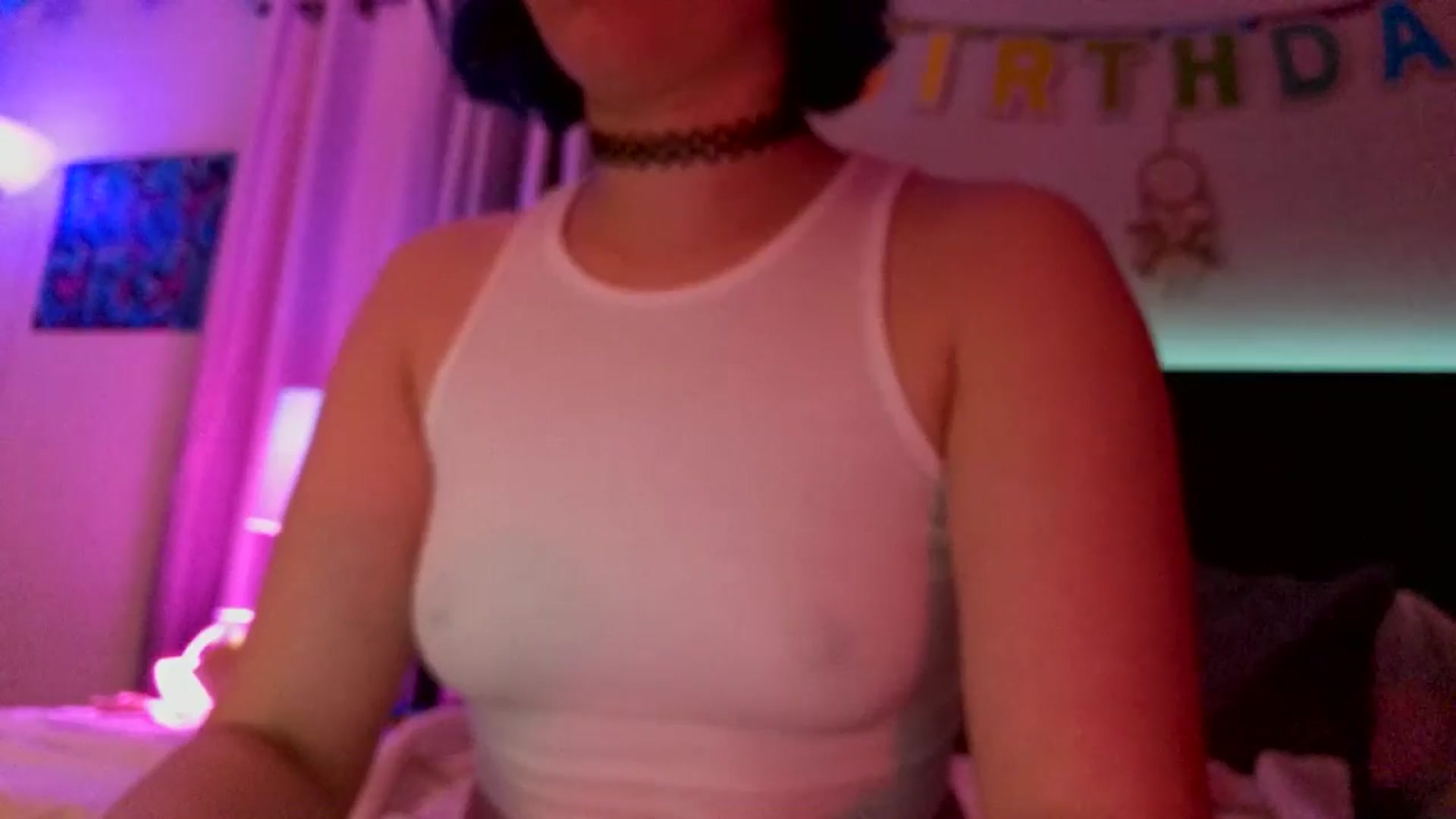 Gallery image thumbnail from BirthdayBEACH's myfreecams stream on, 04/05/2025, 07:34 image 3 of 20
