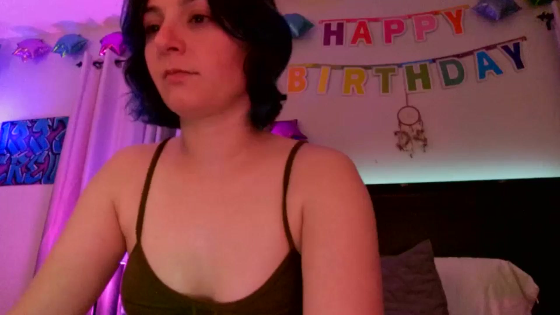 Gallery image thumbnail from BirthdayBEACH's myfreecams stream on, 04/12/2025, 05:53 image 19 of 20