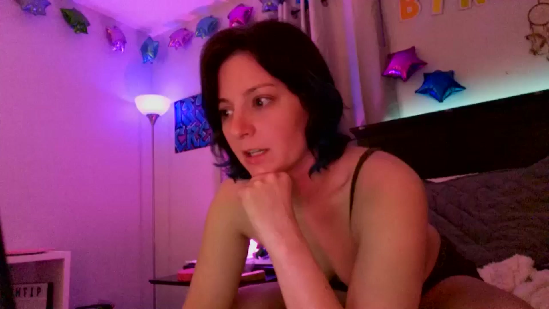 Gallery image thumbnail from BirthdayBEACH's myfreecams stream on, 04/12/2025, 05:53 image 9 of 20