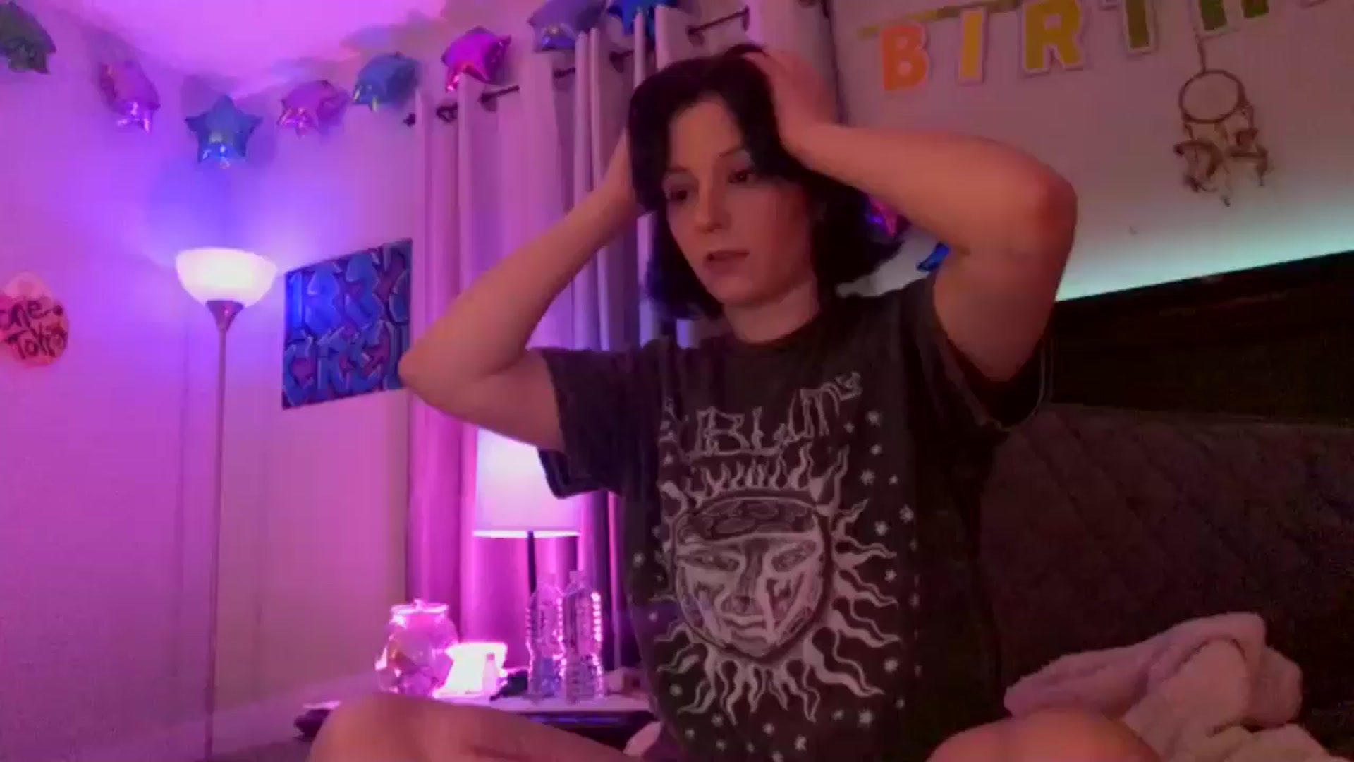 Gallery image thumbnail from BirthdayBEACH's myfreecams stream on, 04/16/2025, 04:36 image 1 of 20