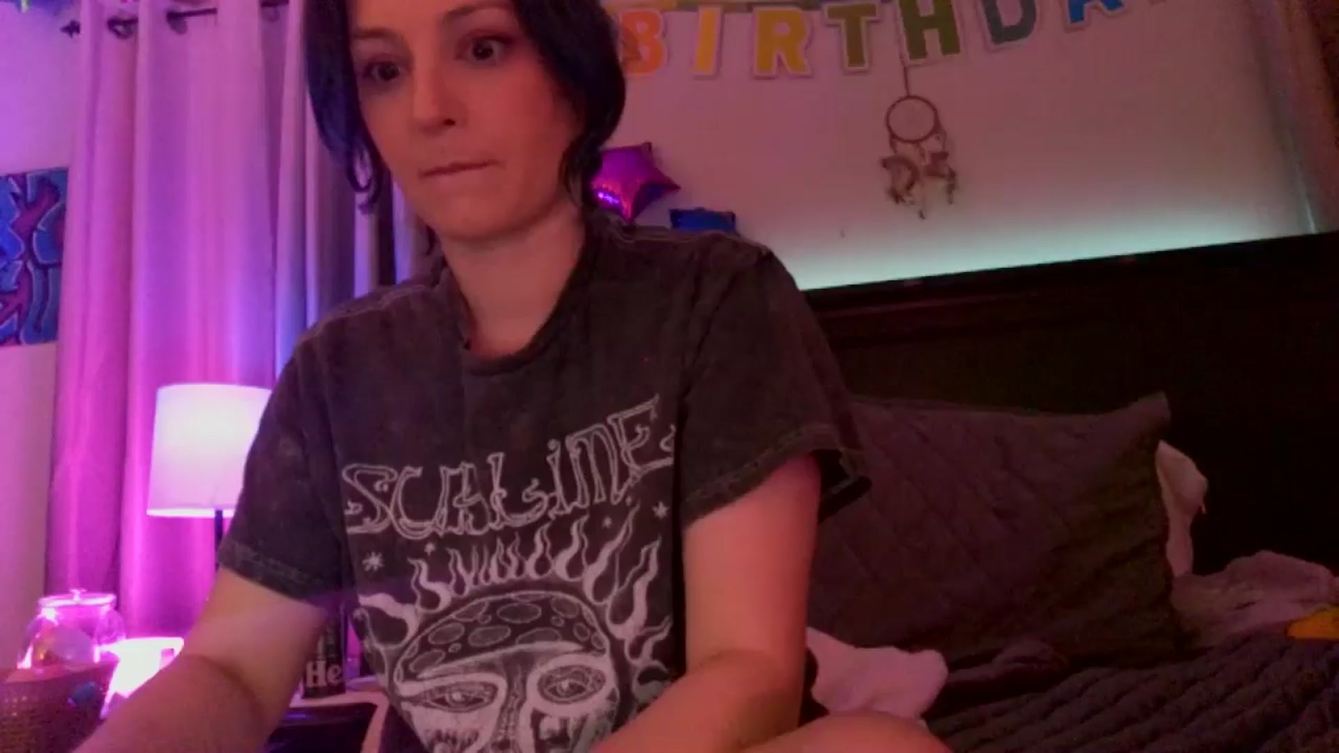 Gallery image thumbnail from BirthdayBEACH's myfreecams stream on, 04/16/2025, 06:32 image 10 of 20