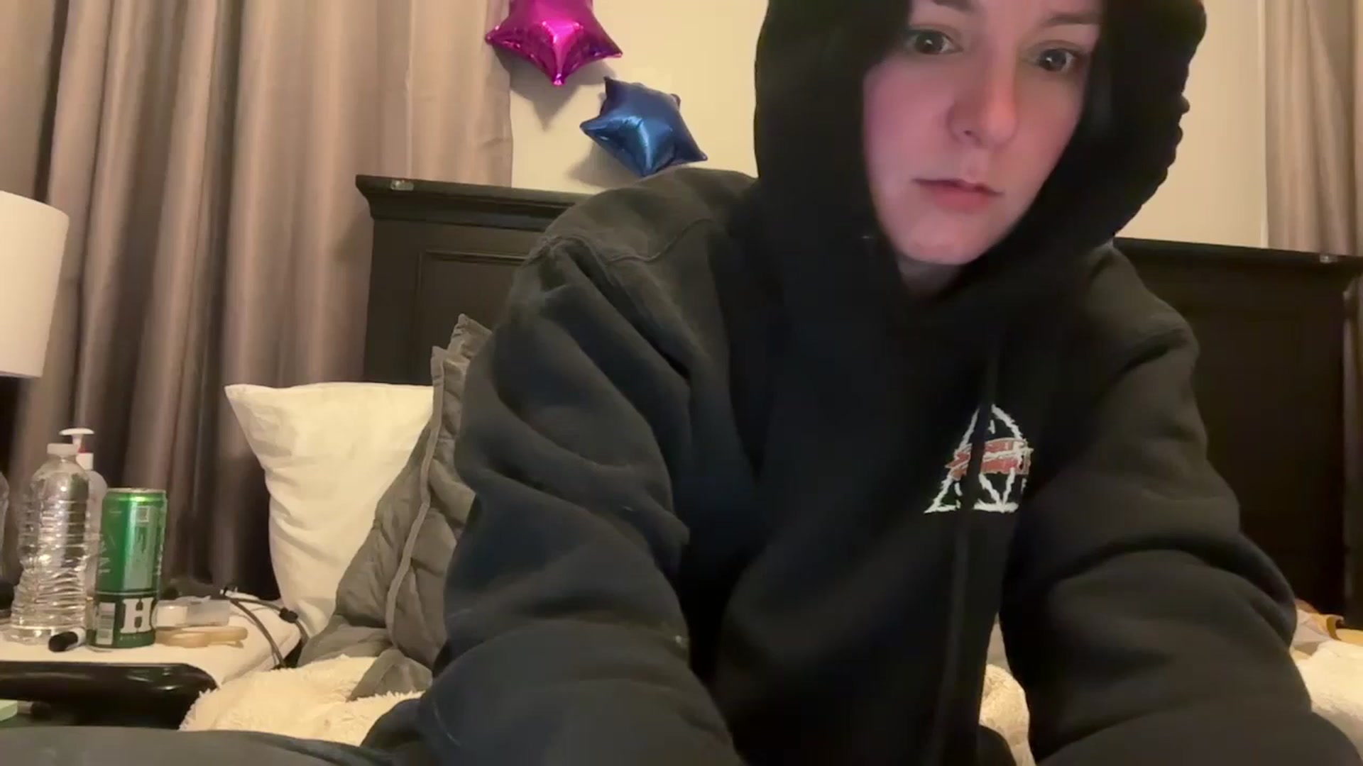 Gallery image thumbnail from BirthdayBEACH's myfreecams stream on, 04/18/2025, 06:11 image 12 of 20